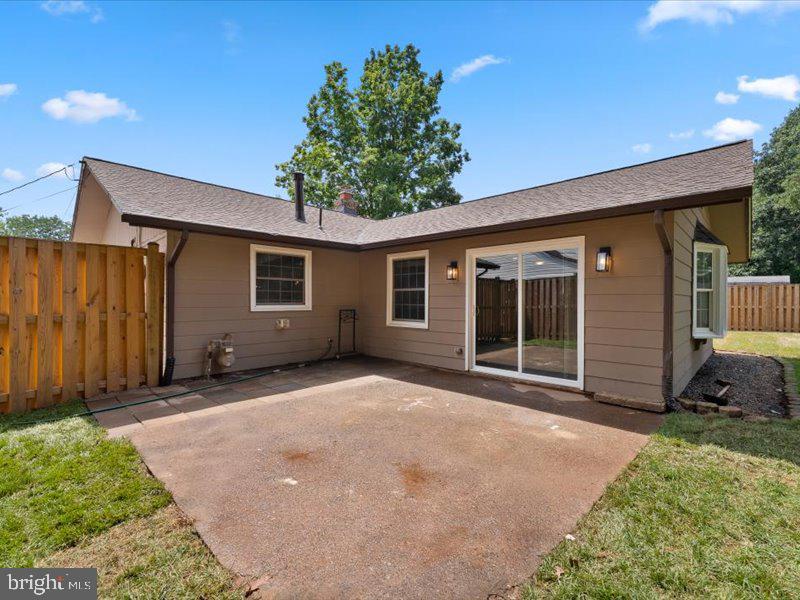 14926 GREYMONT DR, CENTREVILLE, Virginia 20120, 4 Bedrooms Bedrooms, 9 Rooms Rooms,1 BathroomBathrooms,Residential,For sale,14926 GREYMONT DR,VAFX2256698 MLS # VAFX2256698
