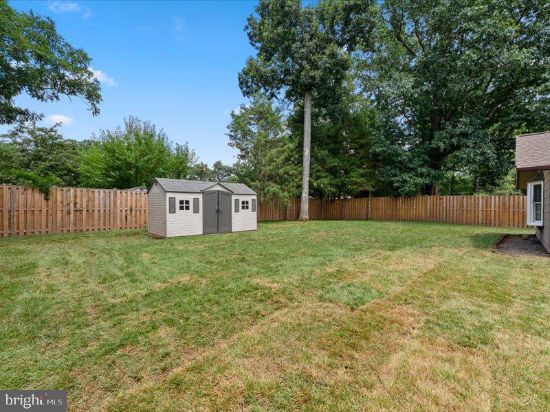 14926 GREYMONT DR, CENTREVILLE, Virginia 20120, 4 Bedrooms Bedrooms, 9 Rooms Rooms,1 BathroomBathrooms,Residential,For sale,14926 GREYMONT DR,VAFX2256698 MLS # VAFX2256698