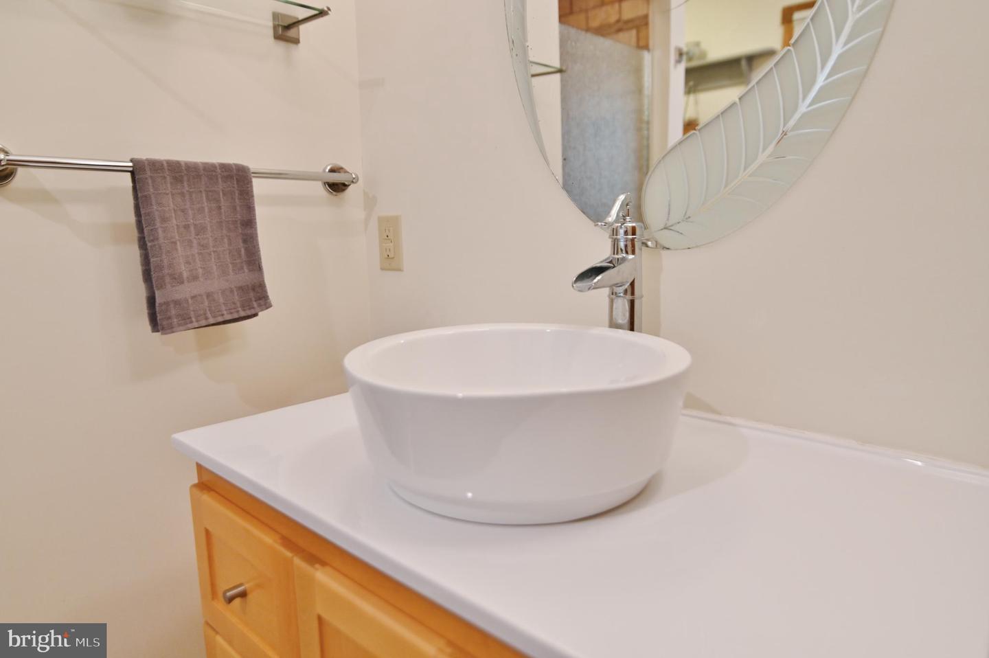 381 BASS WOOD LN, MOUNT JACKSON, Virginia 22842, 2 Bedrooms Bedrooms, ,2 BathroomsBathrooms,Residential,For sale,381 BASS WOOD LN,VASH2012068 MLS # VASH2012068