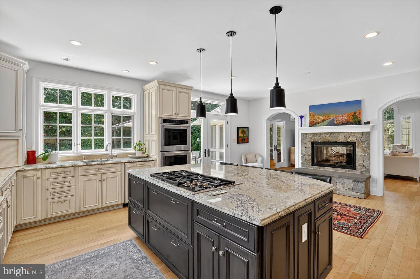 802 BEVERLEY DR, ALEXANDRIA, Virginia 22302, 5 Bedrooms Bedrooms, ,3 BathroomsBathrooms,Residential,For sale,802 BEVERLEY DR,VAAX2047780 MLS # VAAX2047780