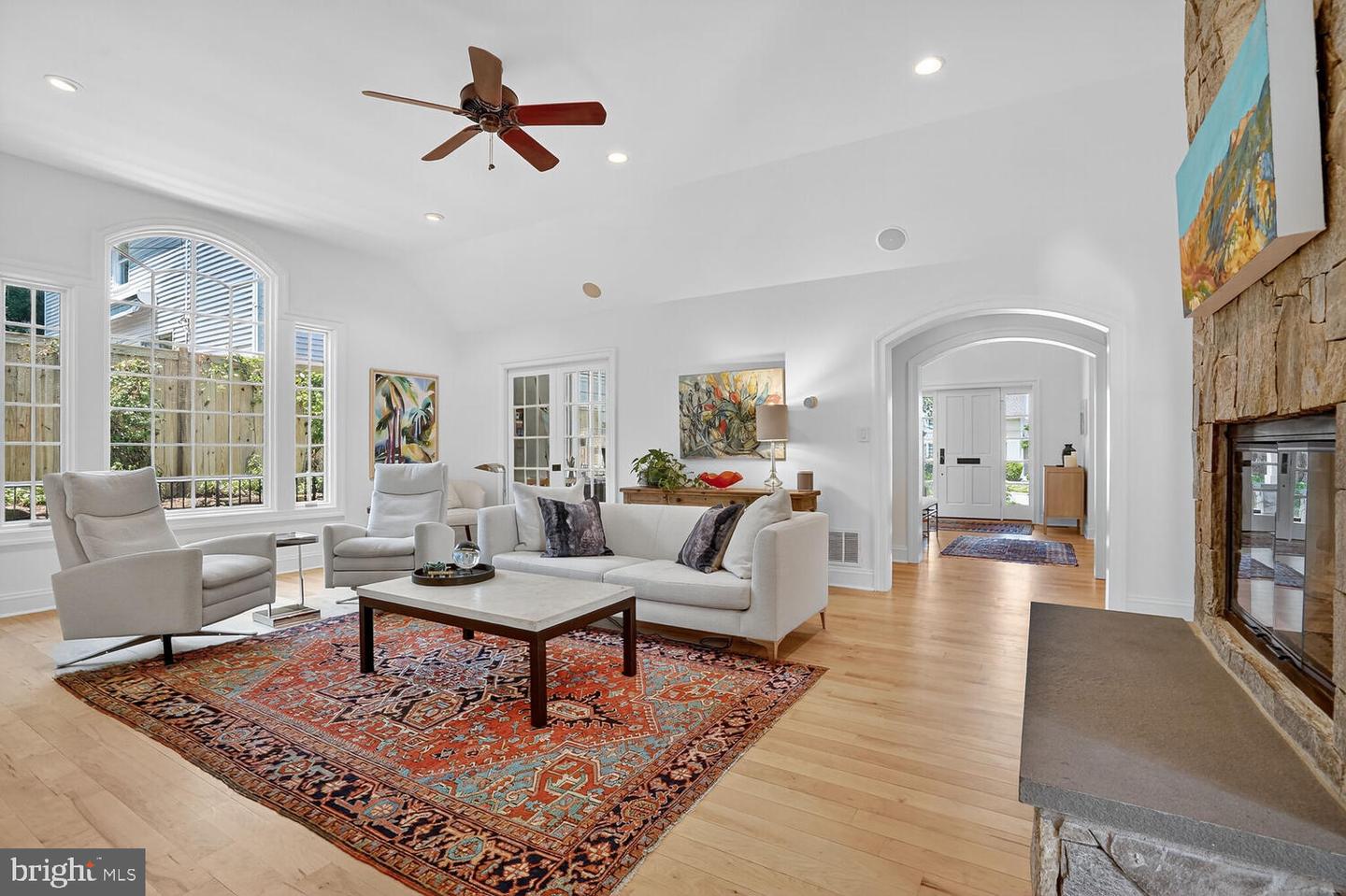 802 BEVERLEY DR, ALEXANDRIA, Virginia 22302, 5 Bedrooms Bedrooms, ,3 BathroomsBathrooms,Residential,For sale,802 BEVERLEY DR,VAAX2047780 MLS # VAAX2047780