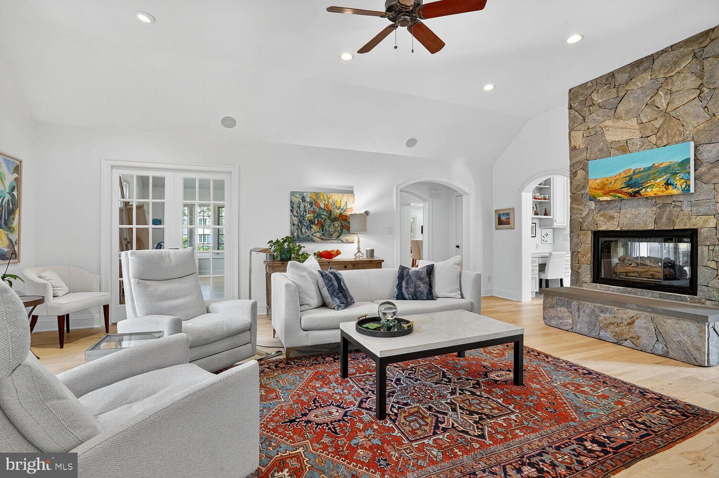 802 BEVERLEY DR, ALEXANDRIA, Virginia 22302, 5 Bedrooms Bedrooms, ,3 BathroomsBathrooms,Residential,For sale,802 BEVERLEY DR,VAAX2047780 MLS # VAAX2047780