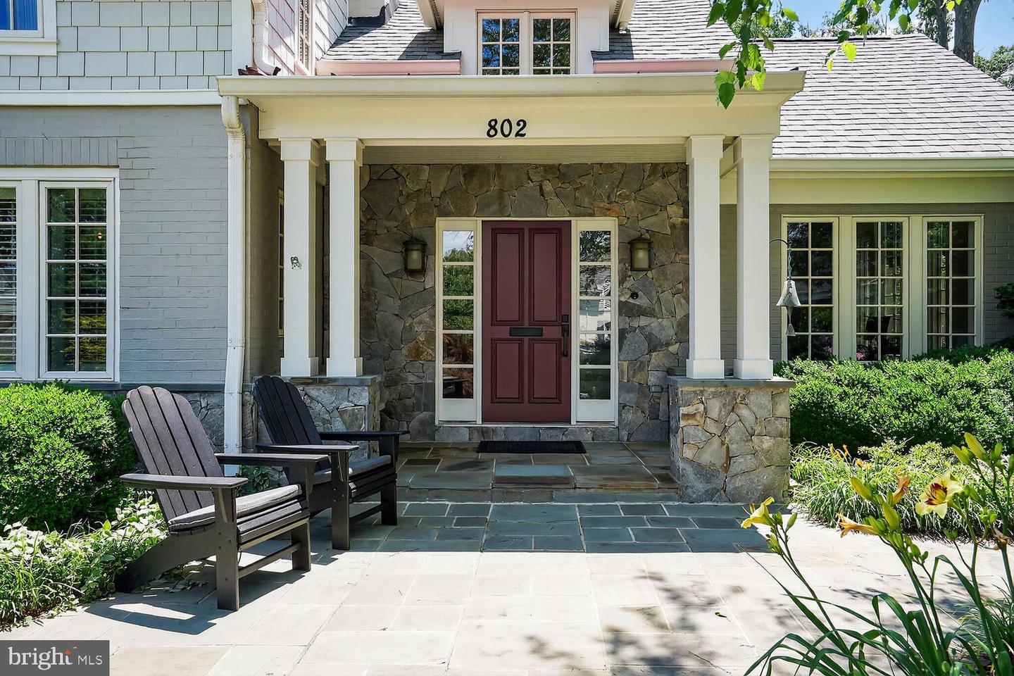 802 BEVERLEY DR, ALEXANDRIA, Virginia 22302, 5 Bedrooms Bedrooms, ,3 BathroomsBathrooms,Residential,For sale,802 BEVERLEY DR,VAAX2047780 MLS # VAAX2047780