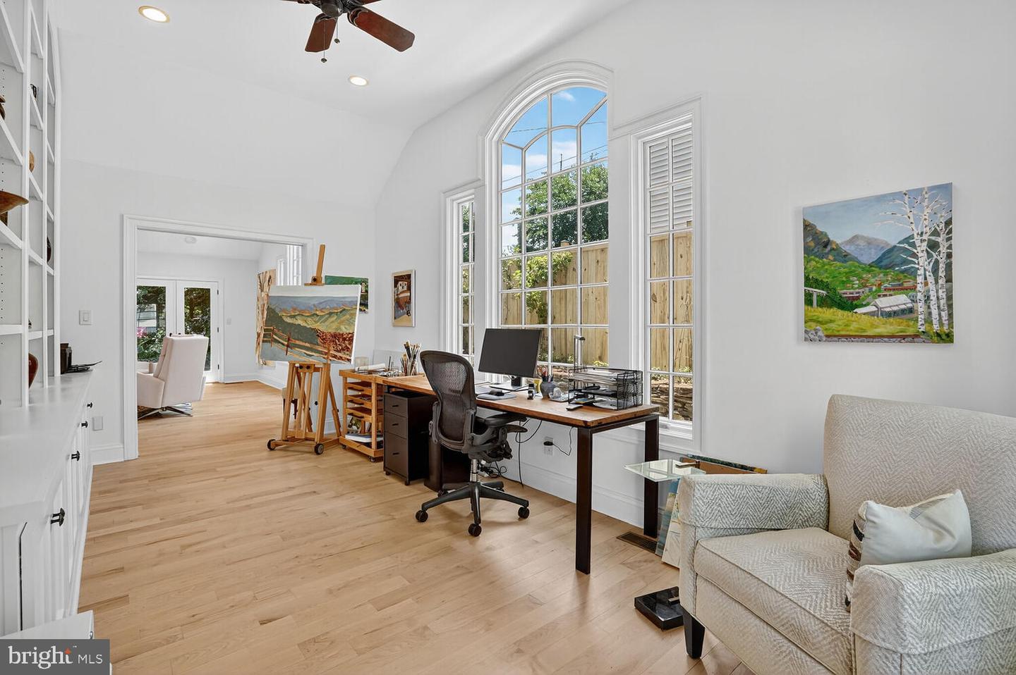 802 BEVERLEY DR, ALEXANDRIA, Virginia 22302, 5 Bedrooms Bedrooms, ,3 BathroomsBathrooms,Residential,For sale,802 BEVERLEY DR,VAAX2047780 MLS # VAAX2047780