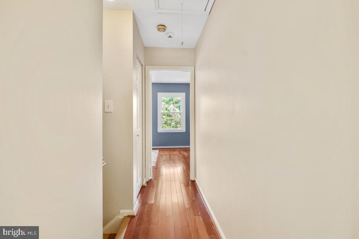 907 FRANKLIN ST, ALEXANDRIA, Virginia 22314, 2 Bedrooms Bedrooms, ,2 BathroomsBathrooms,Residential,For sale,907 FRANKLIN ST,VAAX2047820 MLS # VAAX2047820