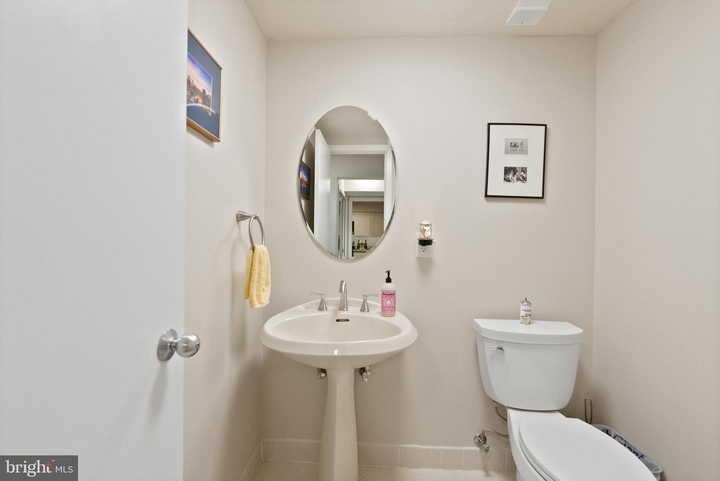 5501 SEMINARY RD #804S, FALLS CHURCH, Virginia 22041, 3 Bedrooms Bedrooms, ,2 BathroomsBathrooms,Residential,For sale,5501 SEMINARY RD #804S,VAFX2257536 MLS # VAFX2257536