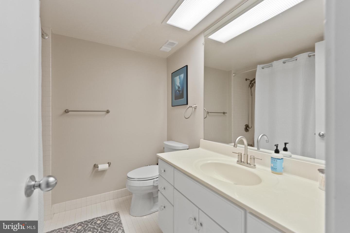 5501 SEMINARY RD #804S, FALLS CHURCH, Virginia 22041, 3 Bedrooms Bedrooms, ,2 BathroomsBathrooms,Residential,For sale,5501 SEMINARY RD #804S,VAFX2257536 MLS # VAFX2257536