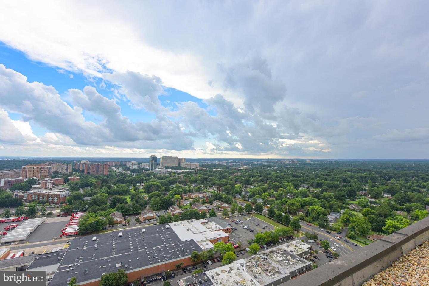 5501 SEMINARY RD #804S, FALLS CHURCH, Virginia 22041, 3 Bedrooms Bedrooms, ,2 BathroomsBathrooms,Residential,For sale,5501 SEMINARY RD #804S,VAFX2257536 MLS # VAFX2257536