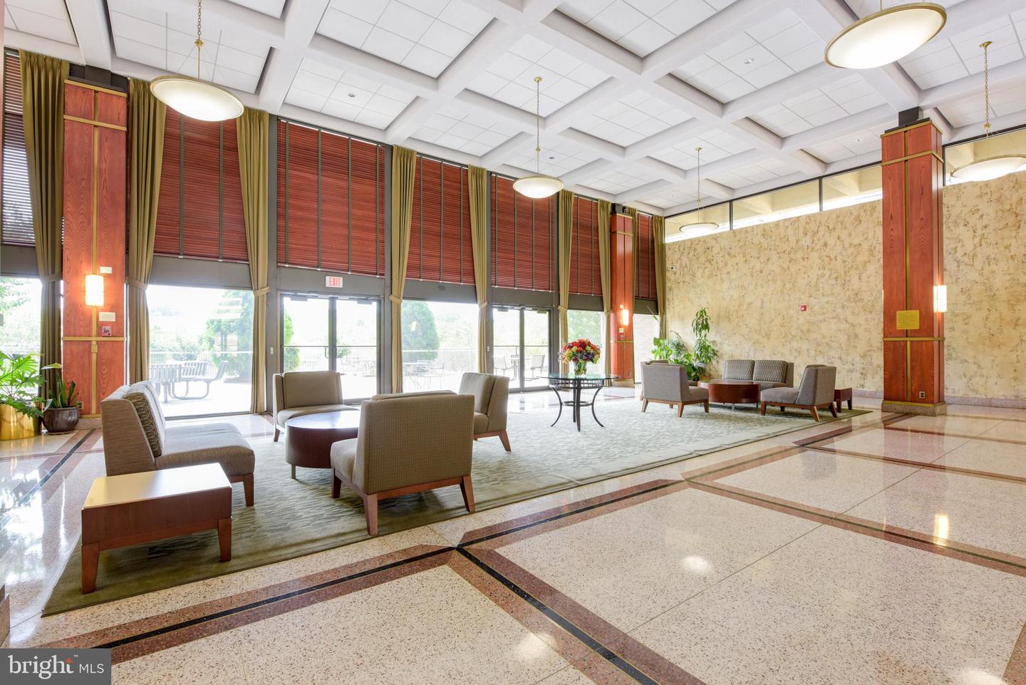 5501 SEMINARY RD #804S, FALLS CHURCH, Virginia 22041, 3 Bedrooms Bedrooms, ,2 BathroomsBathrooms,Residential,For sale,5501 SEMINARY RD #804S,VAFX2257536 MLS # VAFX2257536