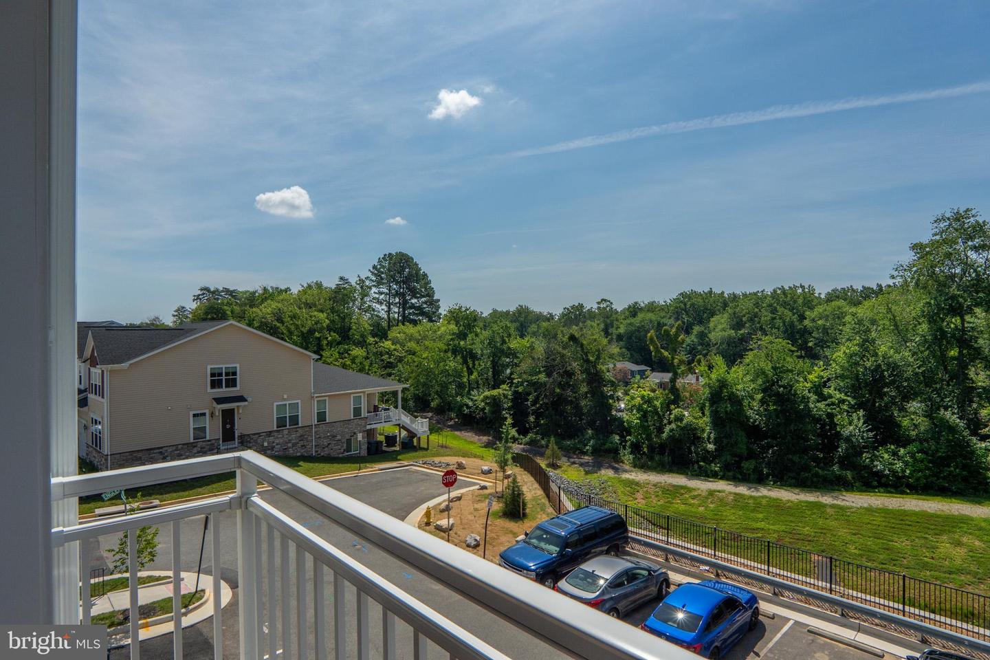 13970 ENGLEFIELD DR #303, WOODBRIDGE, Virginia 22193, 2 Bedrooms Bedrooms, 7 Rooms Rooms,2 BathroomsBathrooms,Residential,For sale,13970 ENGLEFIELD DR #303,VAPW2100186 MLS # VAPW2100186