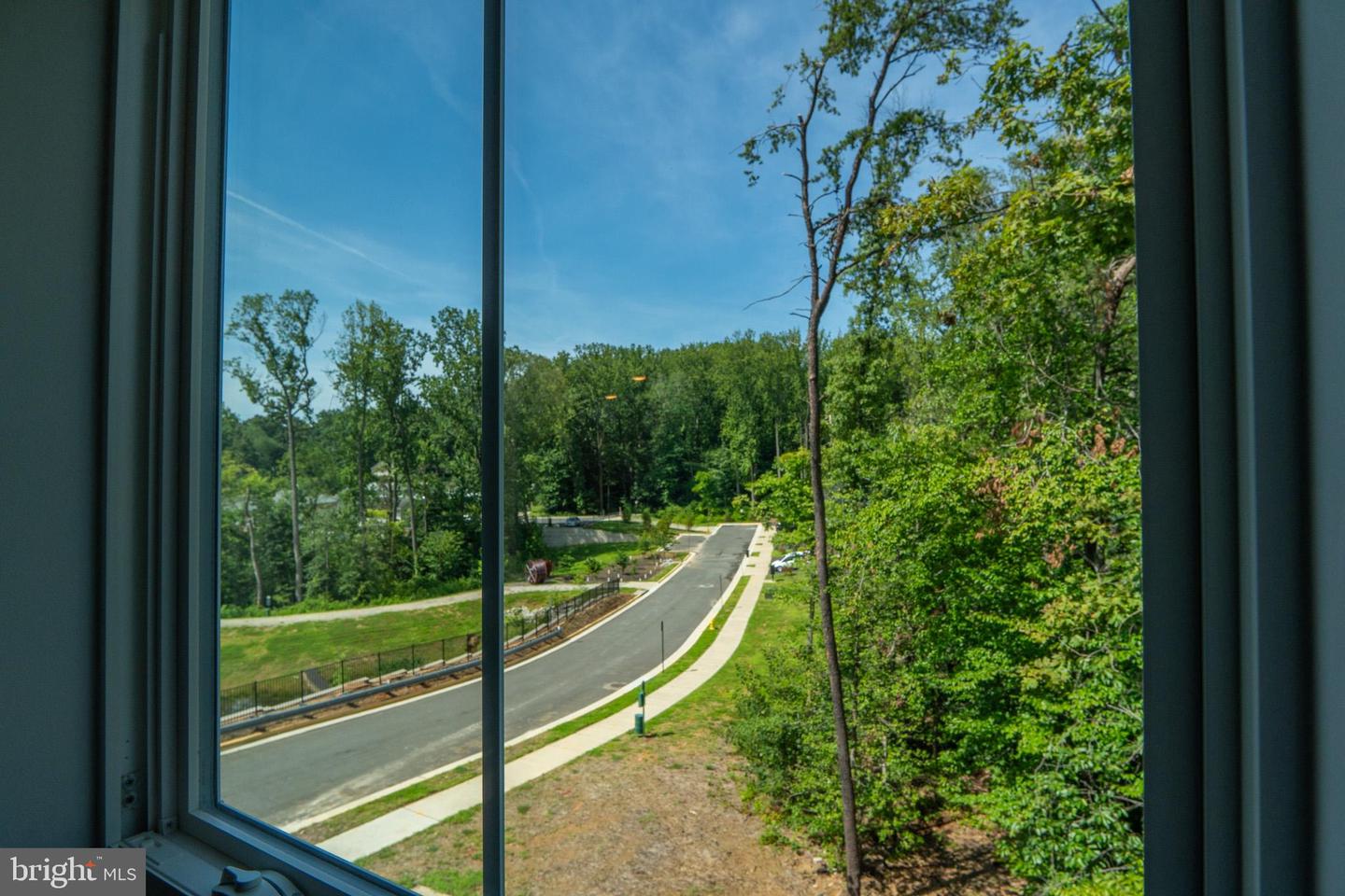 13970 ENGLEFIELD DR #303, WOODBRIDGE, Virginia 22193, 2 Bedrooms Bedrooms, 7 Rooms Rooms,2 BathroomsBathrooms,Residential,For sale,13970 ENGLEFIELD DR #303,VAPW2100186 MLS # VAPW2100186