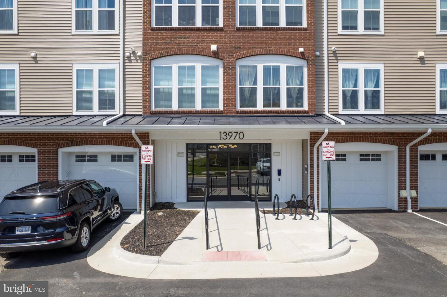 13970 ENGLEFIELD DR #303, WOODBRIDGE, Virginia 22193, 2 Bedrooms Bedrooms, 7 Rooms Rooms,2 BathroomsBathrooms,Residential,For sale,13970 ENGLEFIELD DR #303,VAPW2100186 MLS # VAPW2100186