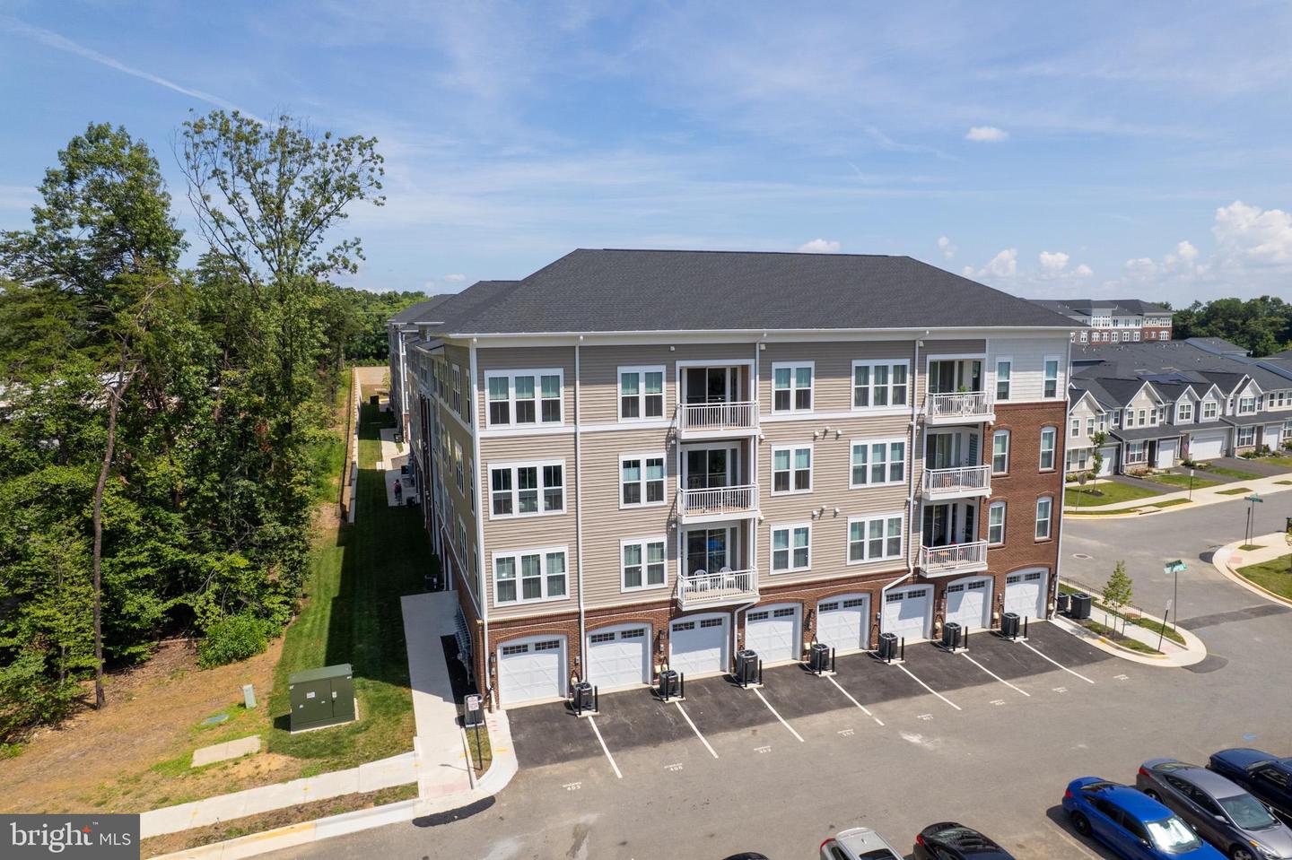 13970 ENGLEFIELD DR #303, WOODBRIDGE, Virginia 22193, 2 Bedrooms Bedrooms, 7 Rooms Rooms,2 BathroomsBathrooms,Residential,For sale,13970 ENGLEFIELD DR #303,VAPW2100186 MLS # VAPW2100186