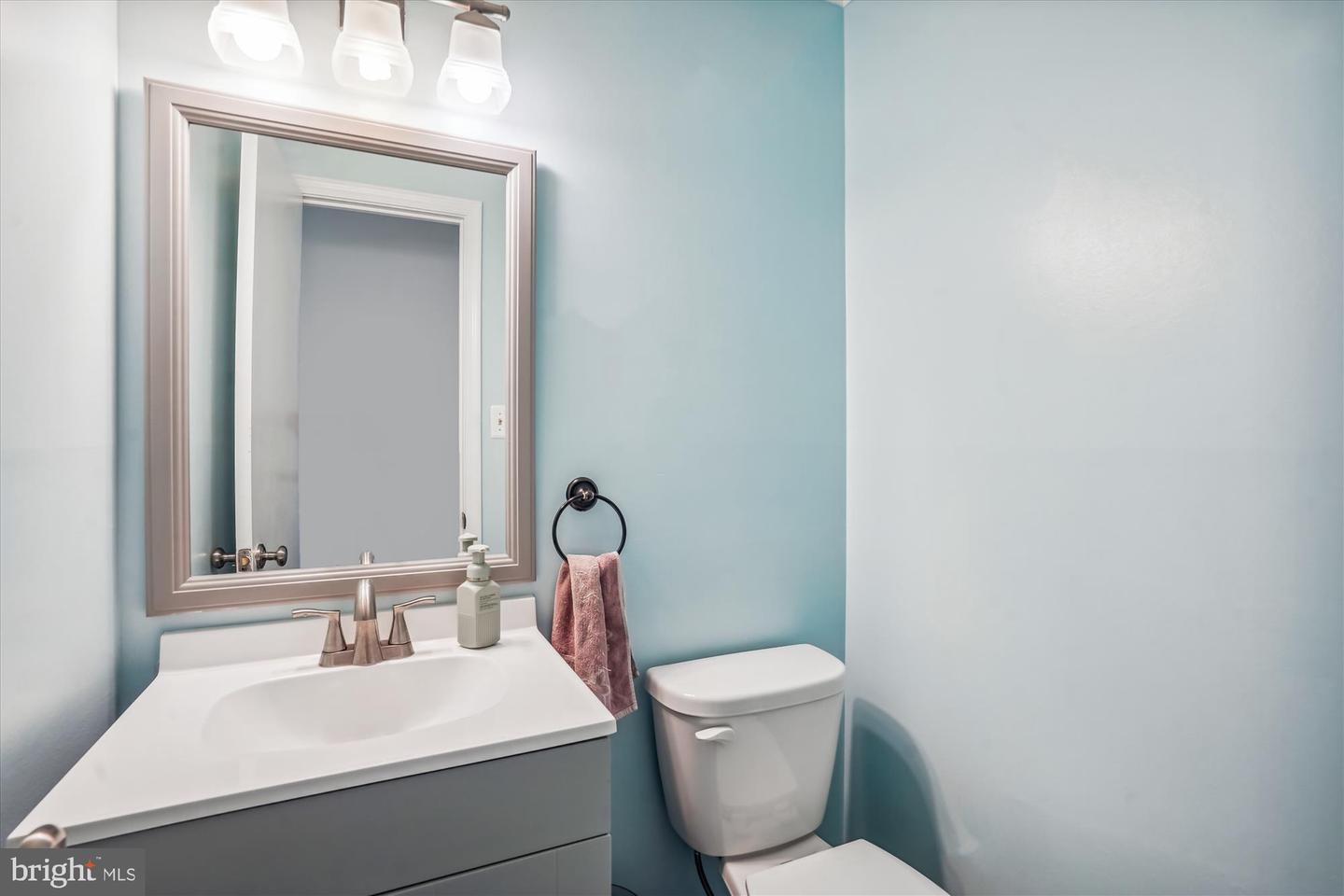 14824 PALMERSTON SQ, CENTREVILLE, Virginia 20120, 3 Bedrooms Bedrooms, ,2 BathroomsBathrooms,Residential,For sale,14824 PALMERSTON SQ,VAFX2258082 MLS # VAFX2258082