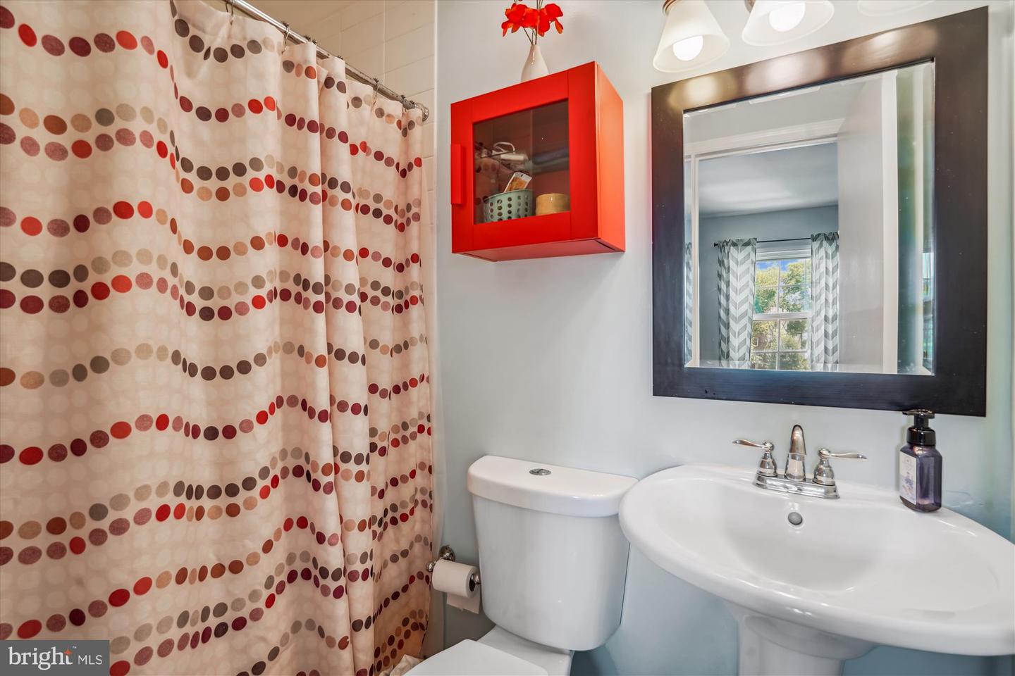 14824 PALMERSTON SQ, CENTREVILLE, Virginia 20120, 3 Bedrooms Bedrooms, ,2 BathroomsBathrooms,Residential,For sale,14824 PALMERSTON SQ,VAFX2258082 MLS # VAFX2258082