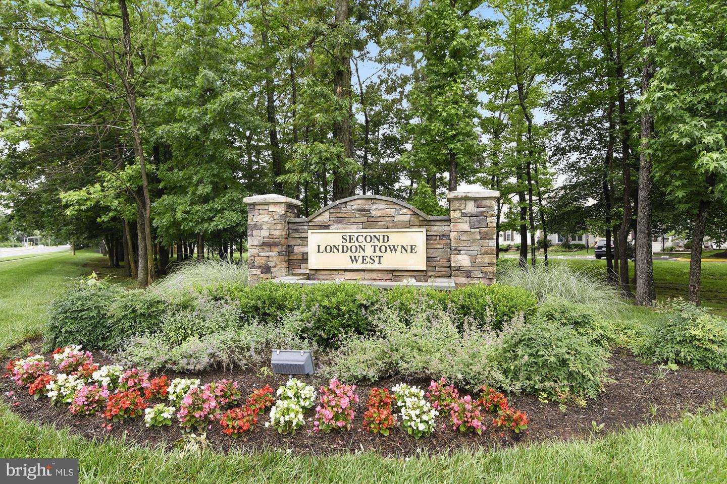 14824 PALMERSTON SQ, CENTREVILLE, Virginia 20120, 3 Bedrooms Bedrooms, ,2 BathroomsBathrooms,Residential,For sale,14824 PALMERSTON SQ,VAFX2258082 MLS # VAFX2258082