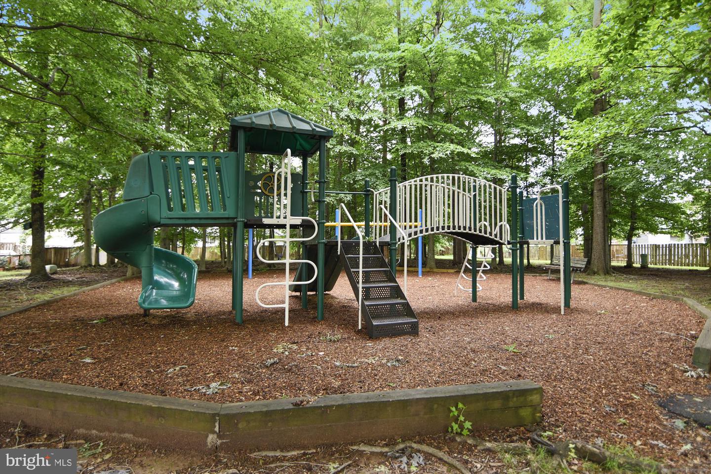 14824 PALMERSTON SQ, CENTREVILLE, Virginia 20120, 3 Bedrooms Bedrooms, ,2 BathroomsBathrooms,Residential,For sale,14824 PALMERSTON SQ,VAFX2258082 MLS # VAFX2258082