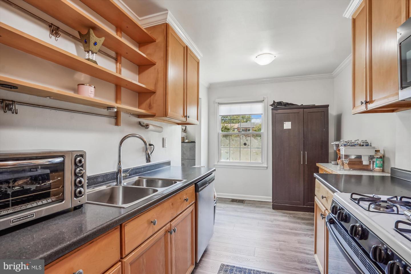 14824 PALMERSTON SQ, CENTREVILLE, Virginia 20120, 3 Bedrooms Bedrooms, ,2 BathroomsBathrooms,Residential,For sale,14824 PALMERSTON SQ,VAFX2258082 MLS # VAFX2258082