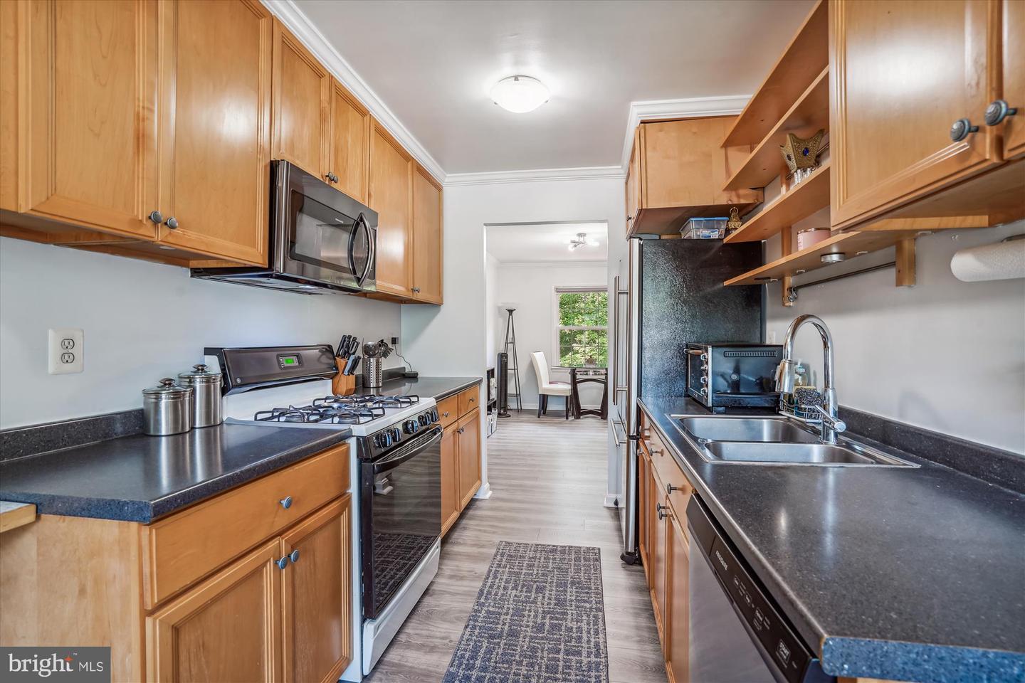 14824 PALMERSTON SQ, CENTREVILLE, Virginia 20120, 3 Bedrooms Bedrooms, ,2 BathroomsBathrooms,Residential,For sale,14824 PALMERSTON SQ,VAFX2258082 MLS # VAFX2258082