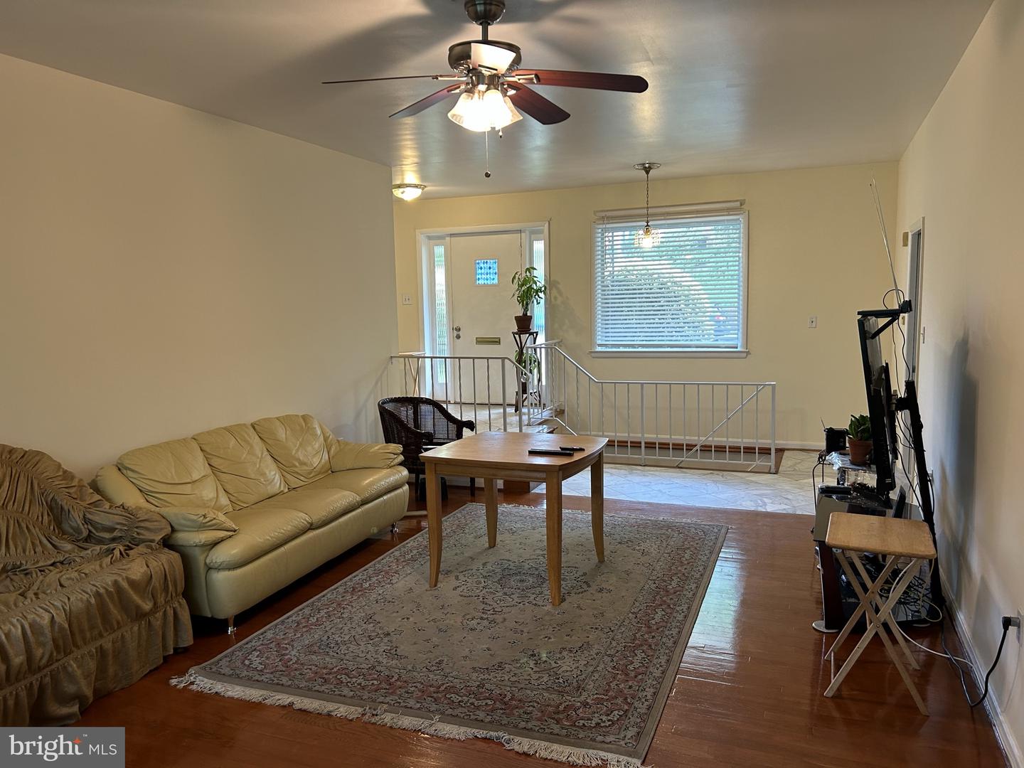 2735 S GROVE ST, ARLINGTON, Virginia 22202, 4 Bedrooms Bedrooms, 9 Rooms Rooms,2 BathroomsBathrooms,Residential,For sale,2735 S GROVE ST,VAAR2061580 MLS # VAAR2061580