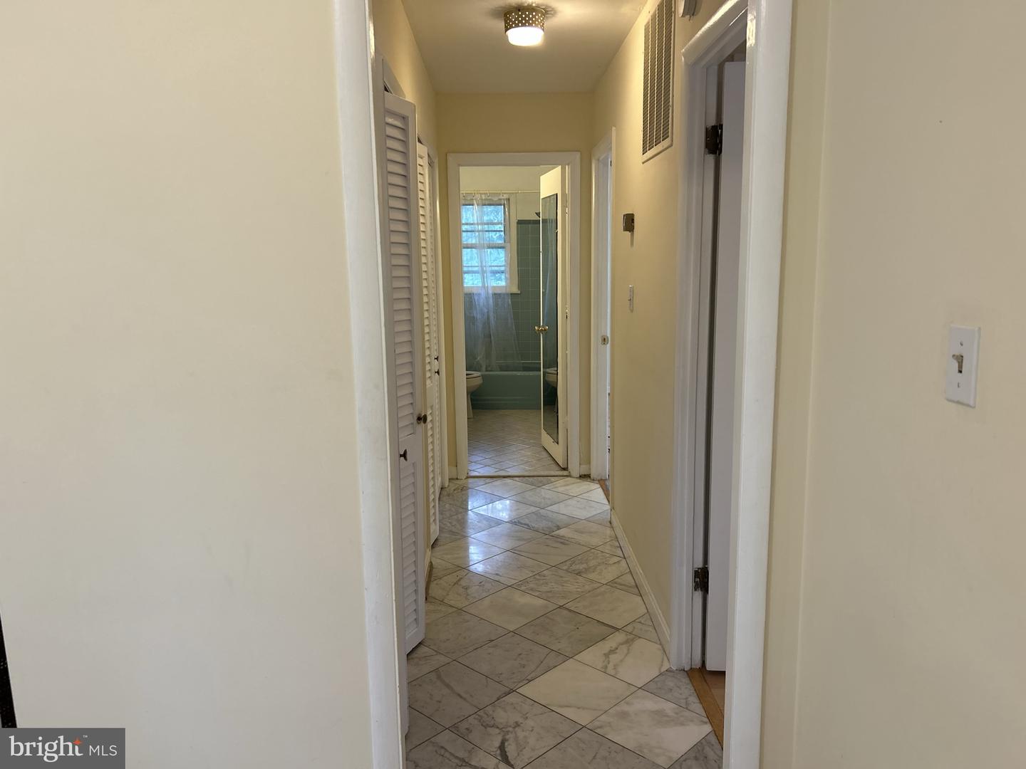 2735 S GROVE ST, ARLINGTON, Virginia 22202, 4 Bedrooms Bedrooms, 9 Rooms Rooms,2 BathroomsBathrooms,Residential,For sale,2735 S GROVE ST,VAAR2061580 MLS # VAAR2061580