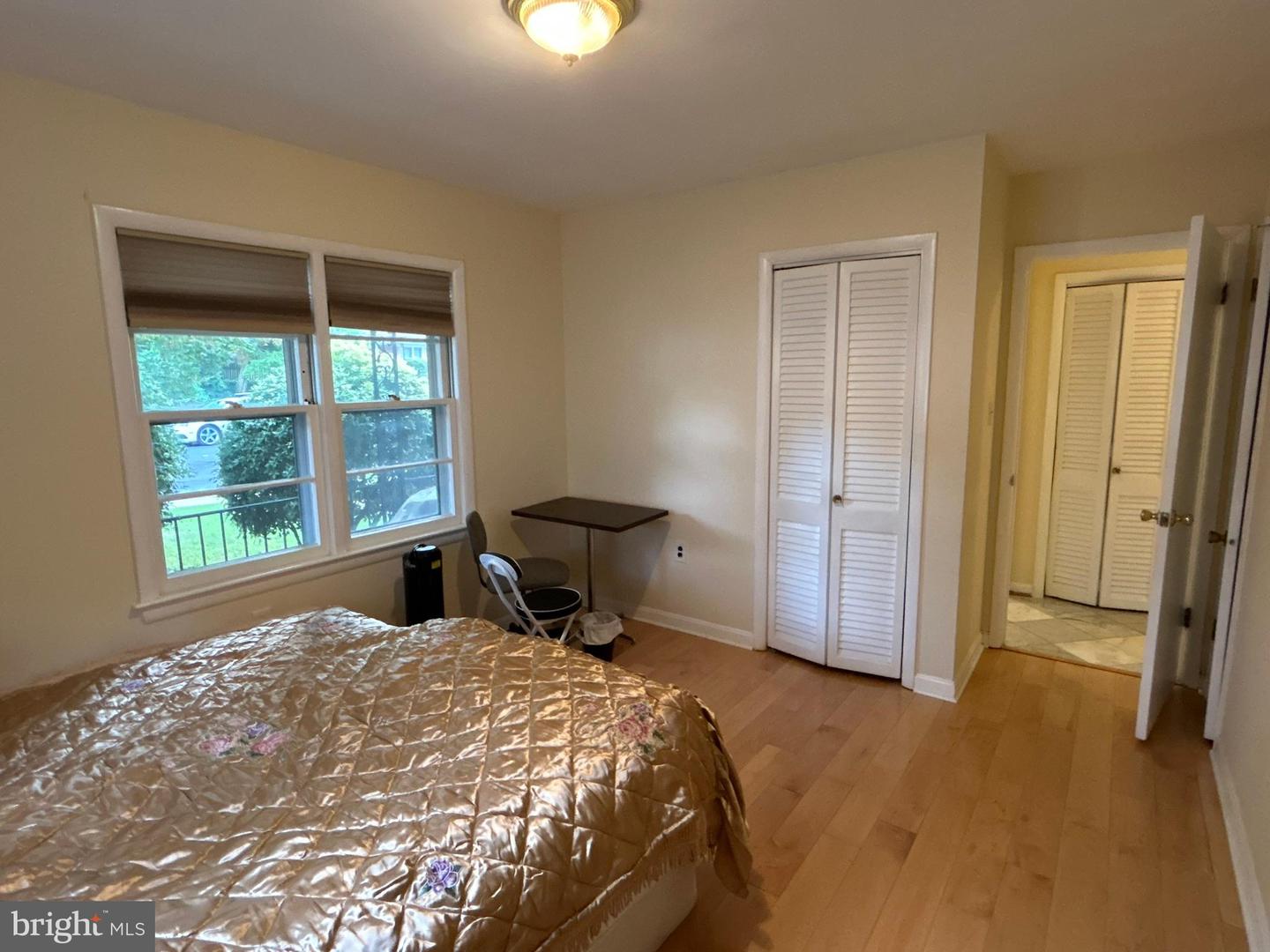 2735 S GROVE ST, ARLINGTON, Virginia 22202, 4 Bedrooms Bedrooms, 9 Rooms Rooms,2 BathroomsBathrooms,Residential,For sale,2735 S GROVE ST,VAAR2061580 MLS # VAAR2061580