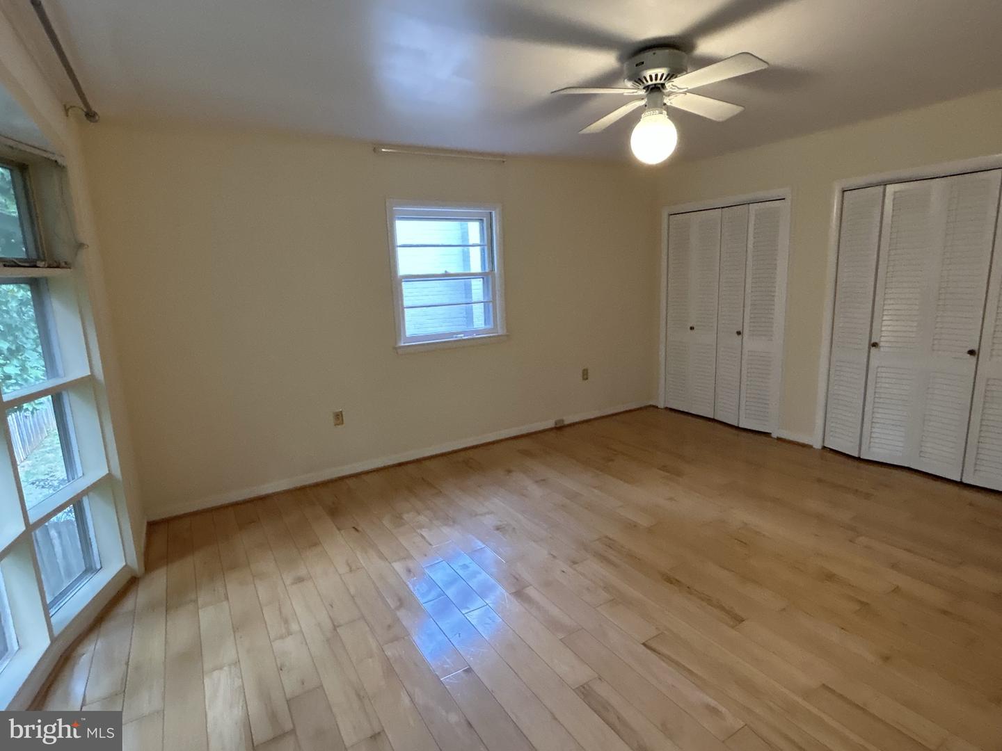 2735 S GROVE ST, ARLINGTON, Virginia 22202, 4 Bedrooms Bedrooms, 9 Rooms Rooms,2 BathroomsBathrooms,Residential,For sale,2735 S GROVE ST,VAAR2061580 MLS # VAAR2061580