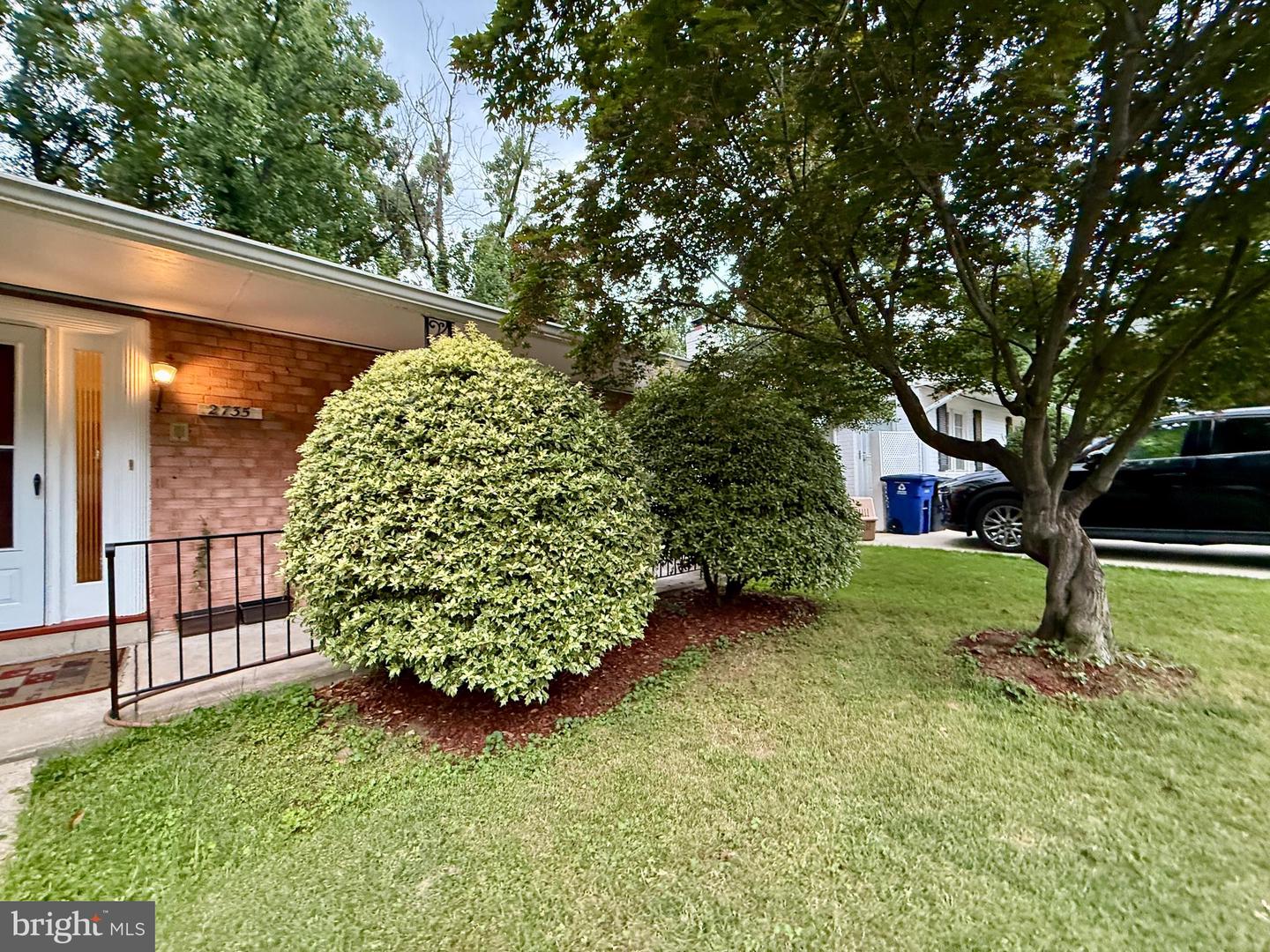 2735 S GROVE ST, ARLINGTON, Virginia 22202, 4 Bedrooms Bedrooms, 9 Rooms Rooms,2 BathroomsBathrooms,Residential,For sale,2735 S GROVE ST,VAAR2061580 MLS # VAAR2061580