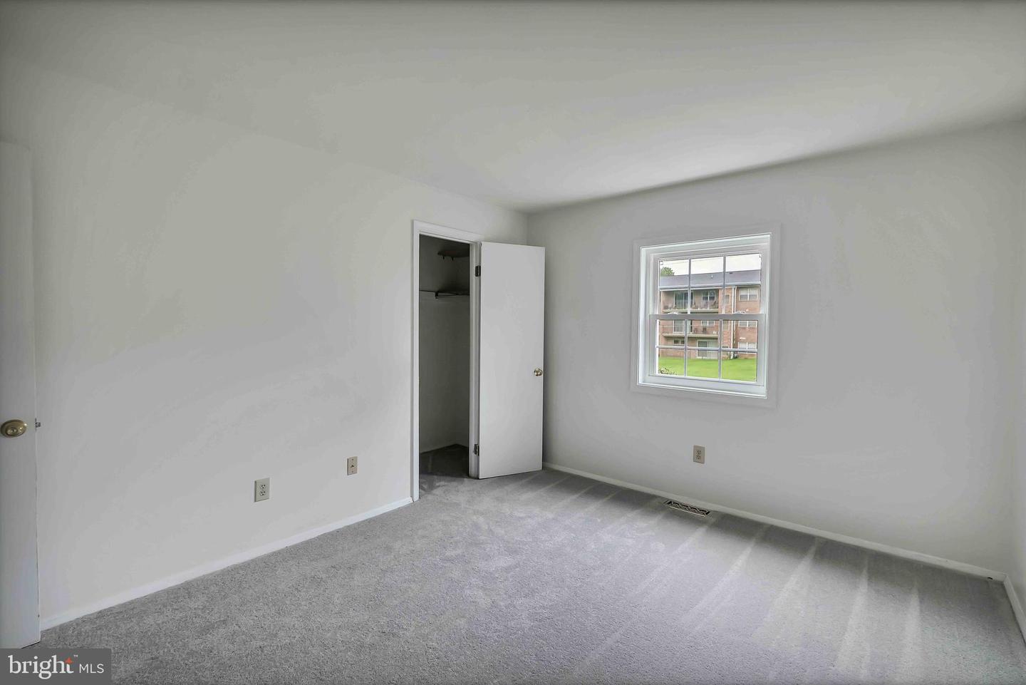 11149 LITTLEBROOK LN, FAIRFAX, Virginia 22030, 2 Bedrooms Bedrooms, ,1 BathroomBathrooms,Residential,For sale,11149 LITTLEBROOK LN,VAFC2006702 MLS # VAFC2006702