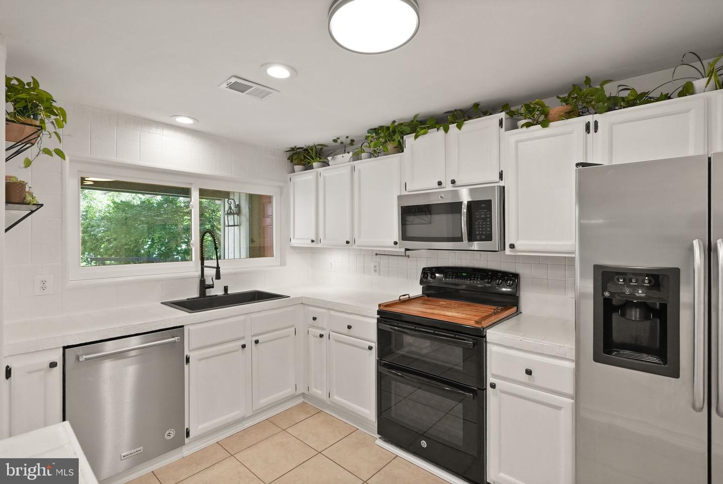 5612 RAIDER DR, WARRENTON, Virginia 20187, 3 Bedrooms Bedrooms, ,2 BathroomsBathrooms,Residential,For sale,5612 RAIDER DR,VAFQ2017676 MLS # VAFQ2017676