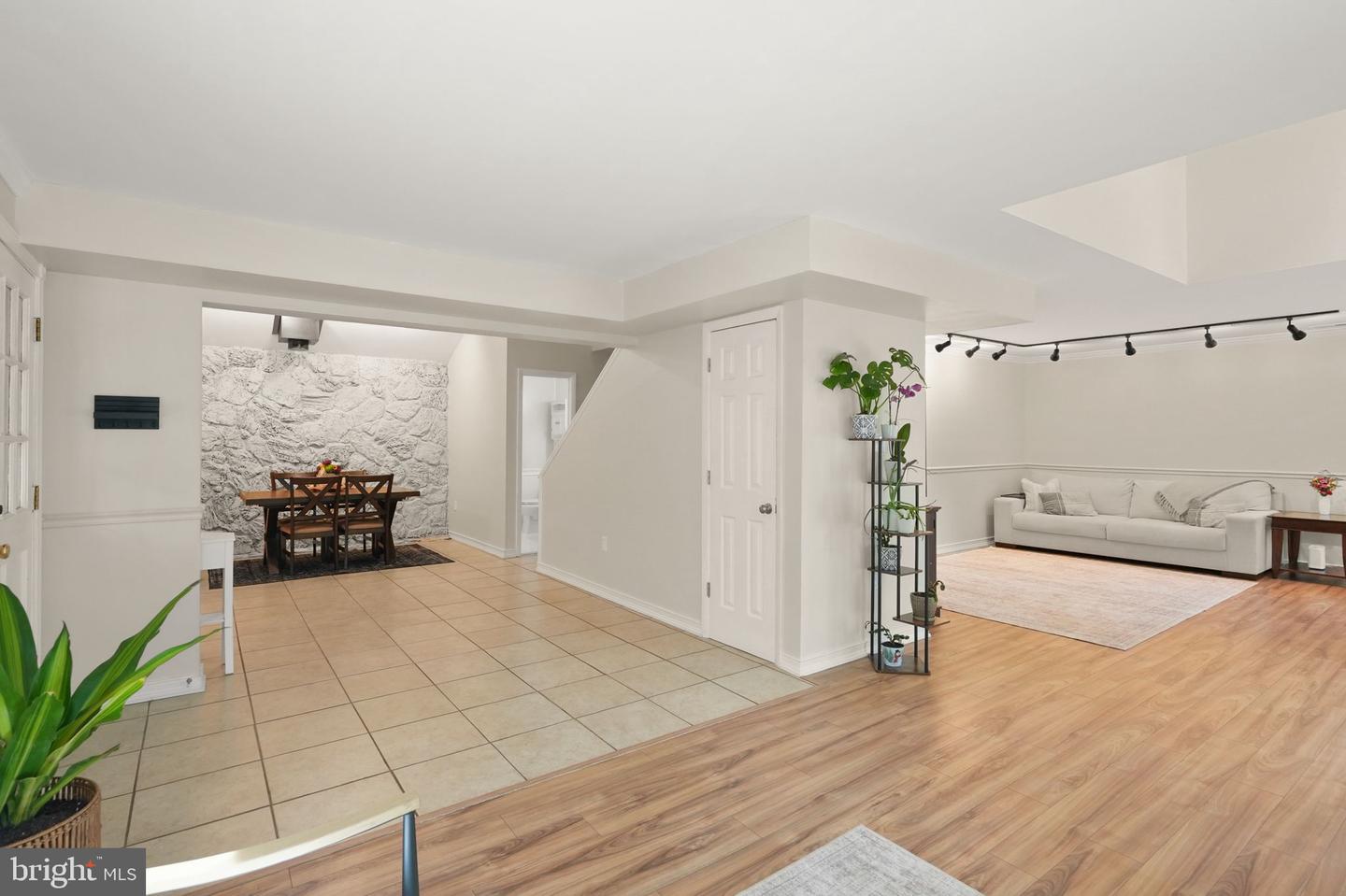 5612 RAIDER DR, WARRENTON, Virginia 20187, 3 Bedrooms Bedrooms, ,2 BathroomsBathrooms,Residential,For sale,5612 RAIDER DR,VAFQ2017676 MLS # VAFQ2017676