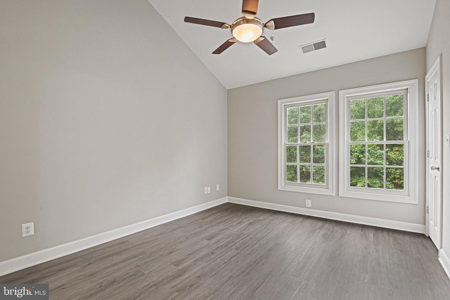 12217 FAIRFIELD HOUSE DR #112A, FAIRFAX, Virginia 22033, 2 Bedrooms Bedrooms, ,3 BathroomsBathrooms,Residential,For sale,12217 FAIRFIELD HOUSE DR #112A,VAFX2258376 MLS # VAFX2258376