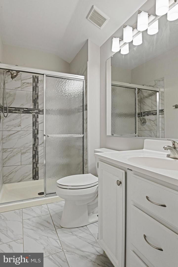 12217 FAIRFIELD HOUSE DR #112A, FAIRFAX, Virginia 22033, 2 Bedrooms Bedrooms, ,3 BathroomsBathrooms,Residential,For sale,12217 FAIRFIELD HOUSE DR #112A,VAFX2258376 MLS # VAFX2258376