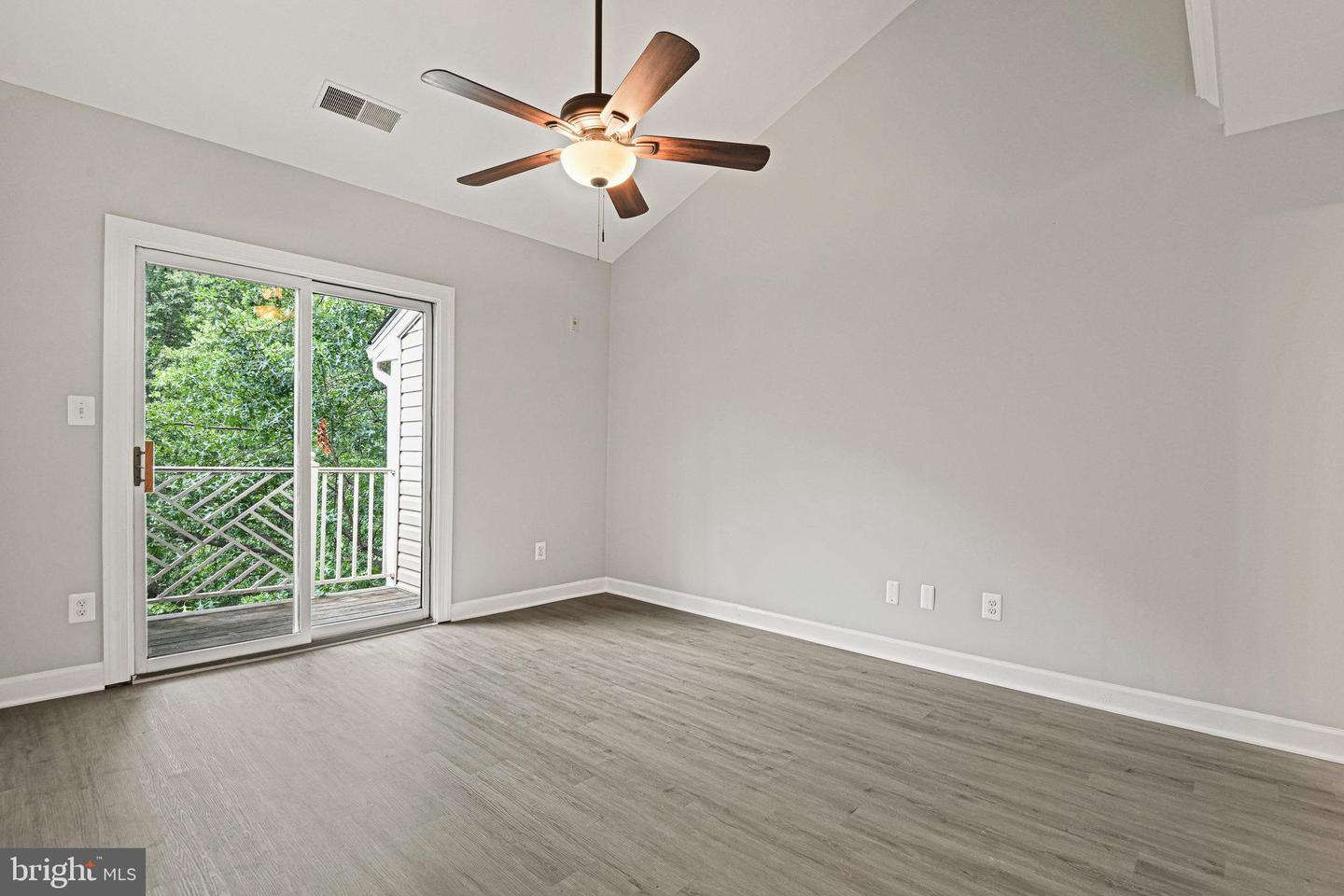 12217 FAIRFIELD HOUSE DR #112A, FAIRFAX, Virginia 22033, 2 Bedrooms Bedrooms, ,3 BathroomsBathrooms,Residential,For sale,12217 FAIRFIELD HOUSE DR #112A,VAFX2258376 MLS # VAFX2258376