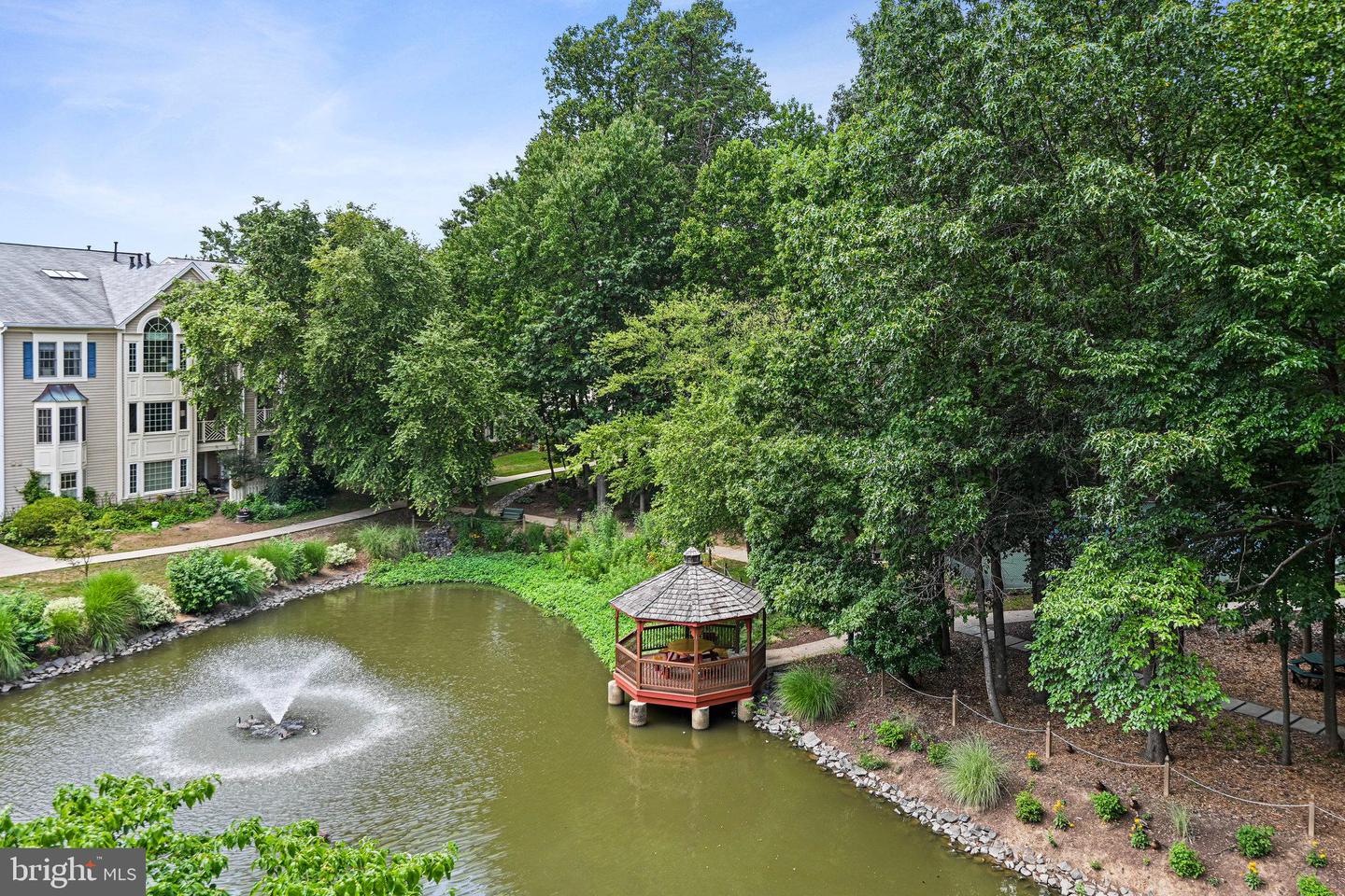 12217 FAIRFIELD HOUSE DR #112A, FAIRFAX, Virginia 22033, 2 Bedrooms Bedrooms, ,3 BathroomsBathrooms,Residential,For sale,12217 FAIRFIELD HOUSE DR #112A,VAFX2258376 MLS # VAFX2258376