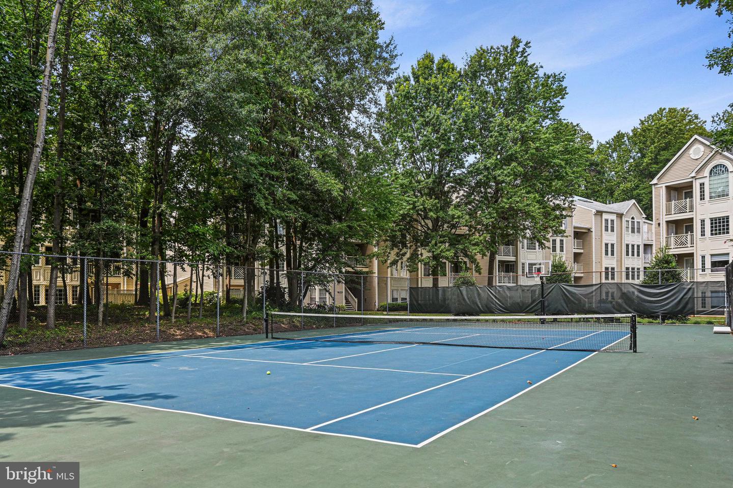 12217 FAIRFIELD HOUSE DR #112A, FAIRFAX, Virginia 22033, 2 Bedrooms Bedrooms, ,3 BathroomsBathrooms,Residential,For sale,12217 FAIRFIELD HOUSE DR #112A,VAFX2258376 MLS # VAFX2258376