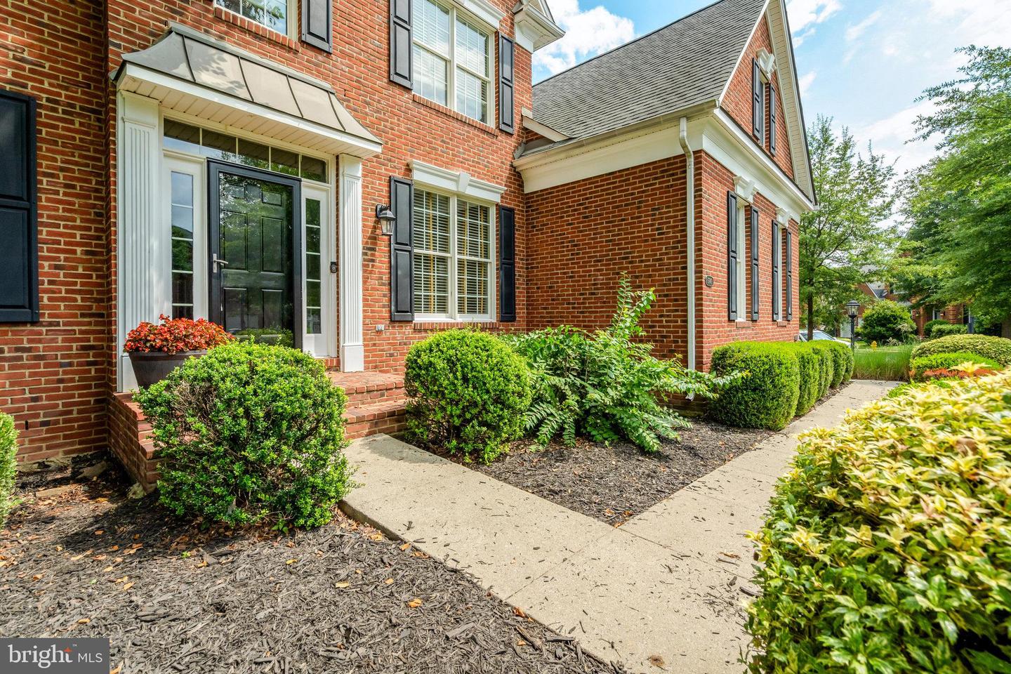 5740 SOLHEIM CUP DR, HAYMARKET, Virginia 20169, 4 Bedrooms Bedrooms, 13 Rooms Rooms,3 BathroomsBathrooms,Residential,For sale,5740 SOLHEIM CUP DR,VAPW2100338 MLS # VAPW2100338