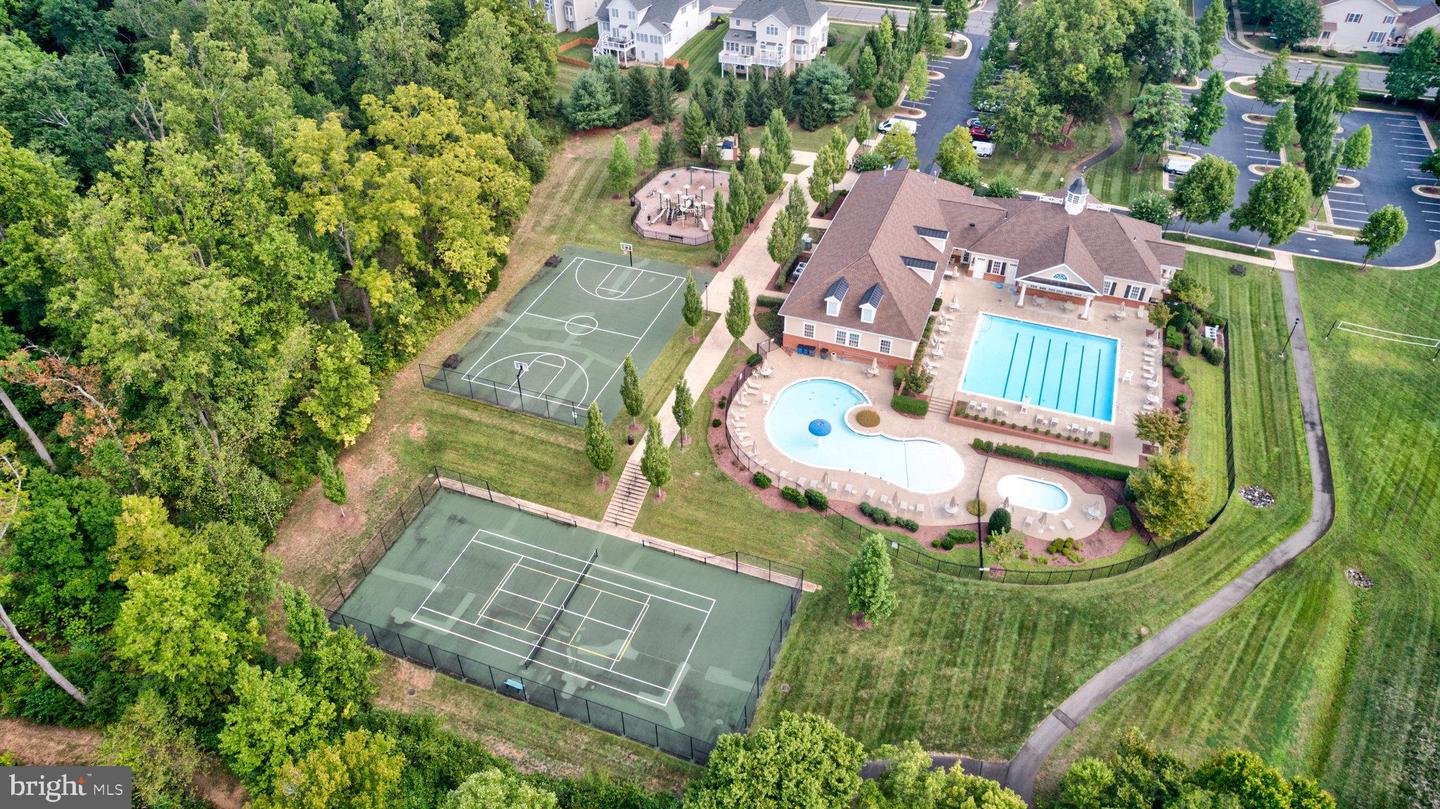 5740 SOLHEIM CUP DR, HAYMARKET, Virginia 20169, 4 Bedrooms Bedrooms, 13 Rooms Rooms,3 BathroomsBathrooms,Residential,For sale,5740 SOLHEIM CUP DR,VAPW2100338 MLS # VAPW2100338