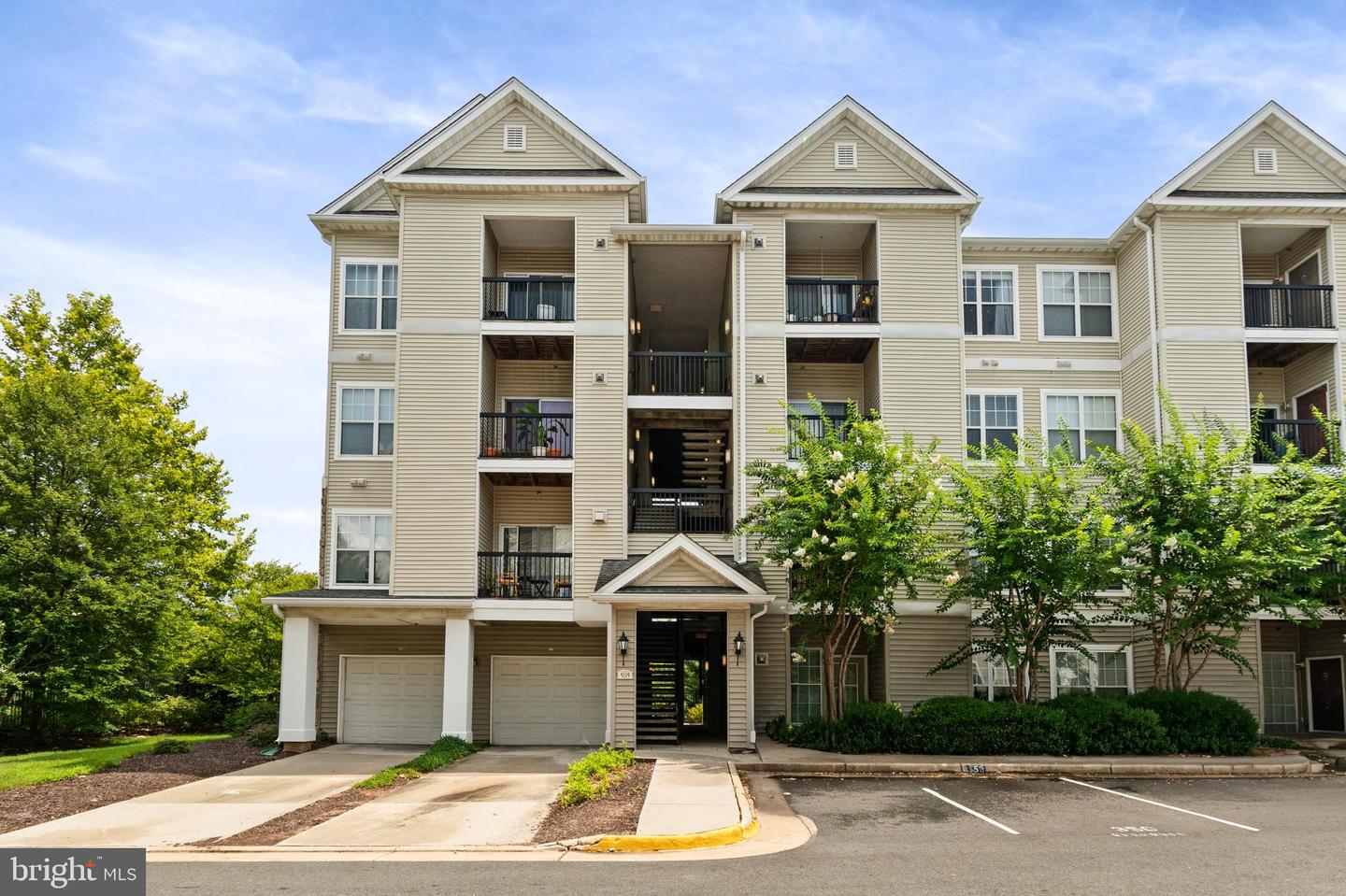 5115 TRAVIS EDWARD WAY #I, CENTREVILLE, Virginia 20120, 1 Bedroom Bedrooms, ,1 BathroomBathrooms,Residential,For sale,5115 TRAVIS EDWARD WAY #I,VAFX2258390 MLS # VAFX2258390