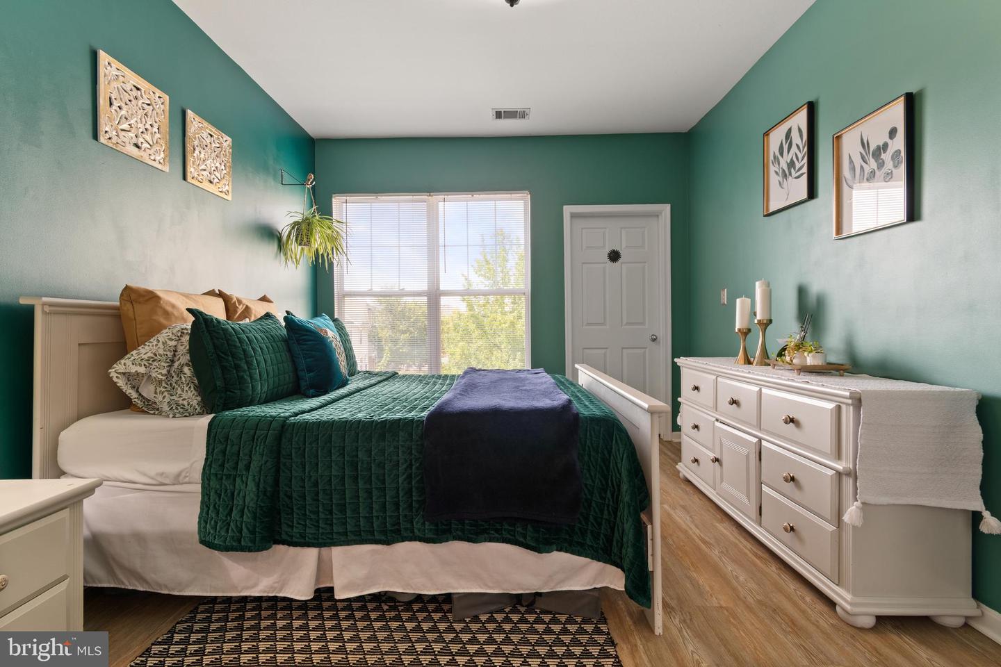 5115 TRAVIS EDWARD WAY #I, CENTREVILLE, Virginia 20120, 1 Bedroom Bedrooms, ,1 BathroomBathrooms,Residential,For sale,5115 TRAVIS EDWARD WAY #I,VAFX2258390 MLS # VAFX2258390