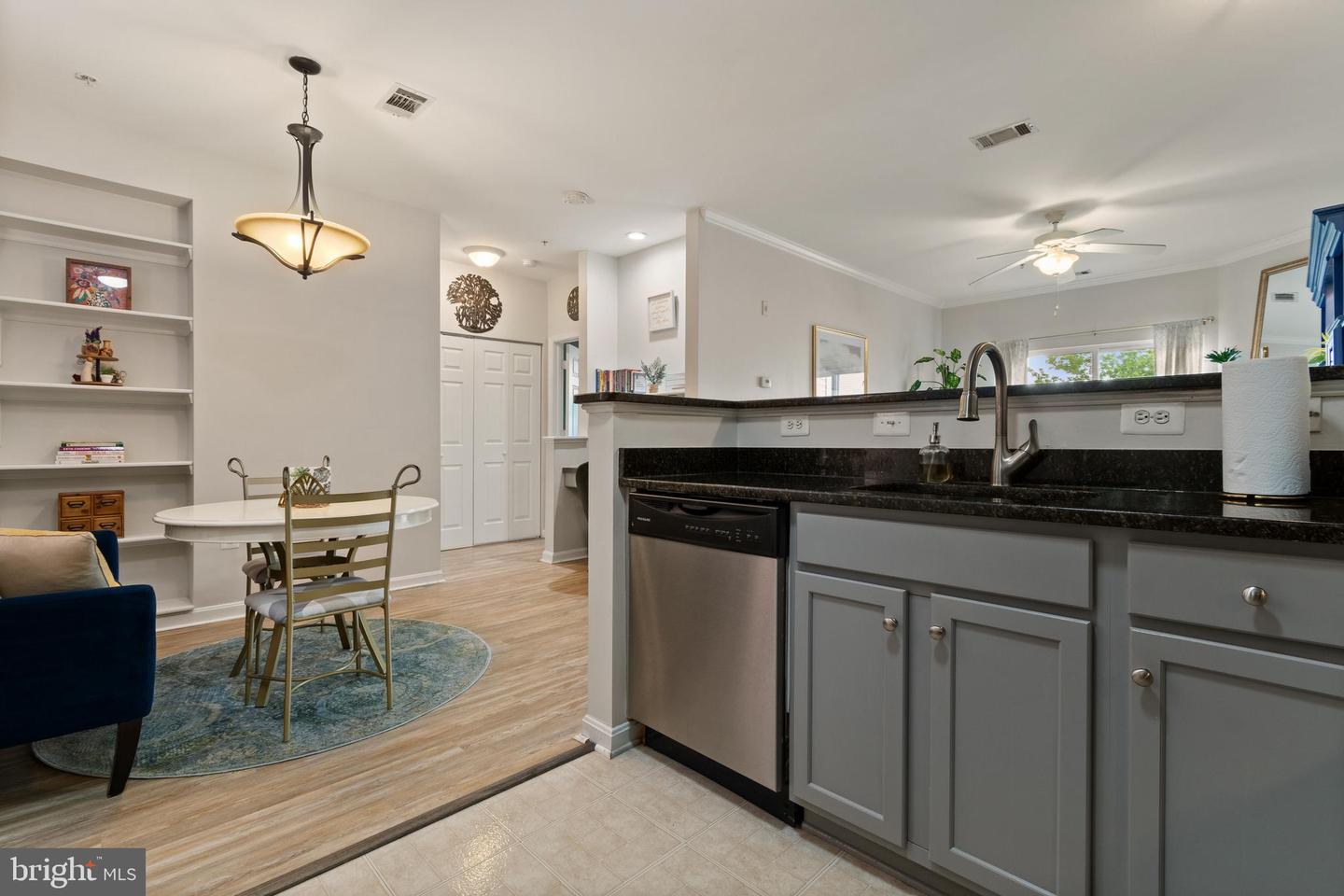5115 TRAVIS EDWARD WAY #I, CENTREVILLE, Virginia 20120, 1 Bedroom Bedrooms, ,1 BathroomBathrooms,Residential,For sale,5115 TRAVIS EDWARD WAY #I,VAFX2258390 MLS # VAFX2258390