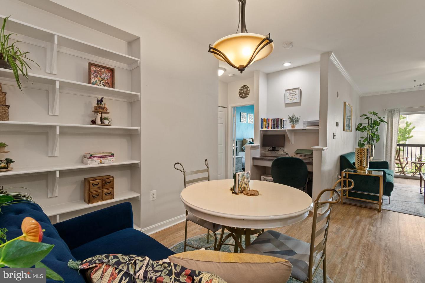5115 TRAVIS EDWARD WAY #I, CENTREVILLE, Virginia 20120, 1 Bedroom Bedrooms, ,1 BathroomBathrooms,Residential,For sale,5115 TRAVIS EDWARD WAY #I,VAFX2258390 MLS # VAFX2258390