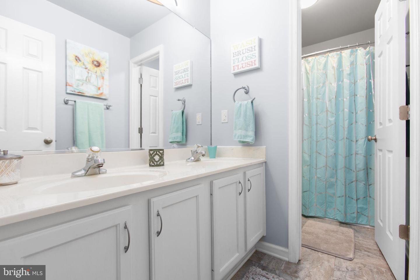 9517 CHARLESFIELD DR, FREDERICKSBURG, Virginia 22407, 5 Bedrooms Bedrooms, ,2 BathroomsBathrooms,Residential,For sale,9517 CHARLESFIELD DR,VASP2035078 MLS # VASP2035078