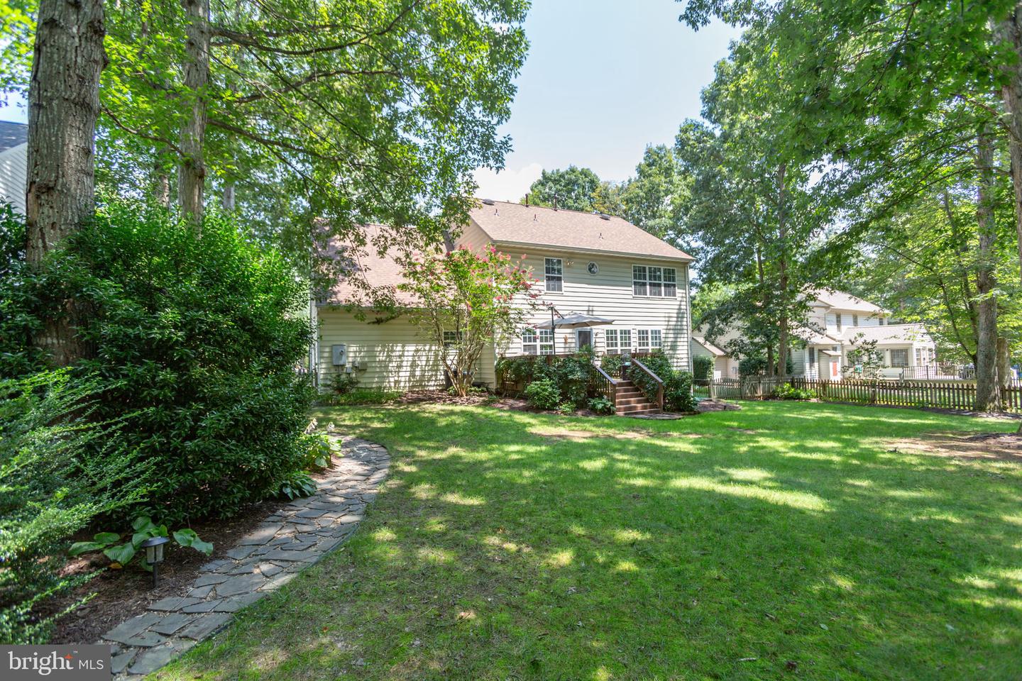 9517 CHARLESFIELD DR, FREDERICKSBURG, Virginia 22407, 5 Bedrooms Bedrooms, ,2 BathroomsBathrooms,Residential,For sale,9517 CHARLESFIELD DR,VASP2035078 MLS # VASP2035078