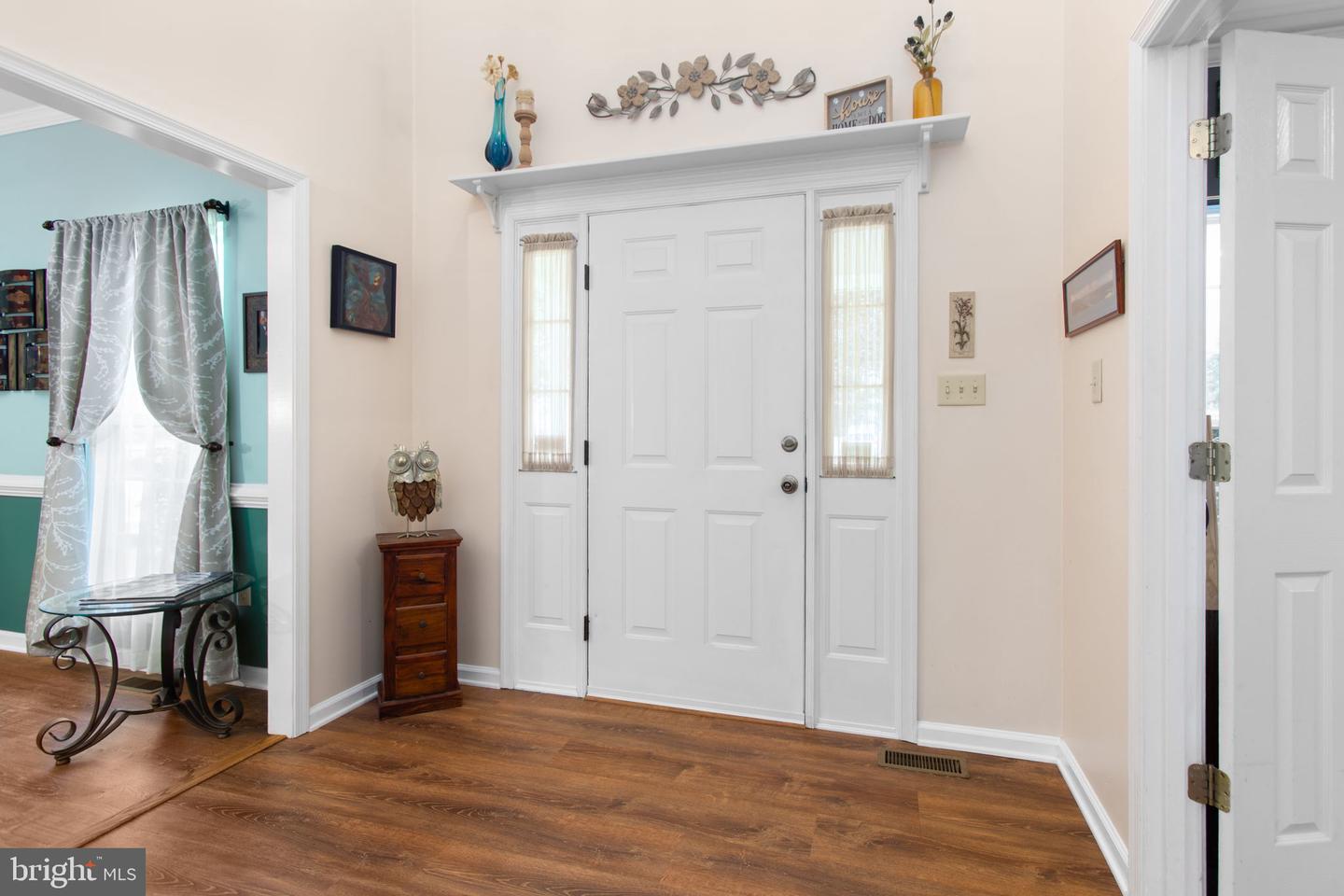 9517 CHARLESFIELD DR, FREDERICKSBURG, Virginia 22407, 5 Bedrooms Bedrooms, ,2 BathroomsBathrooms,Residential,For sale,9517 CHARLESFIELD DR,VASP2035078 MLS # VASP2035078