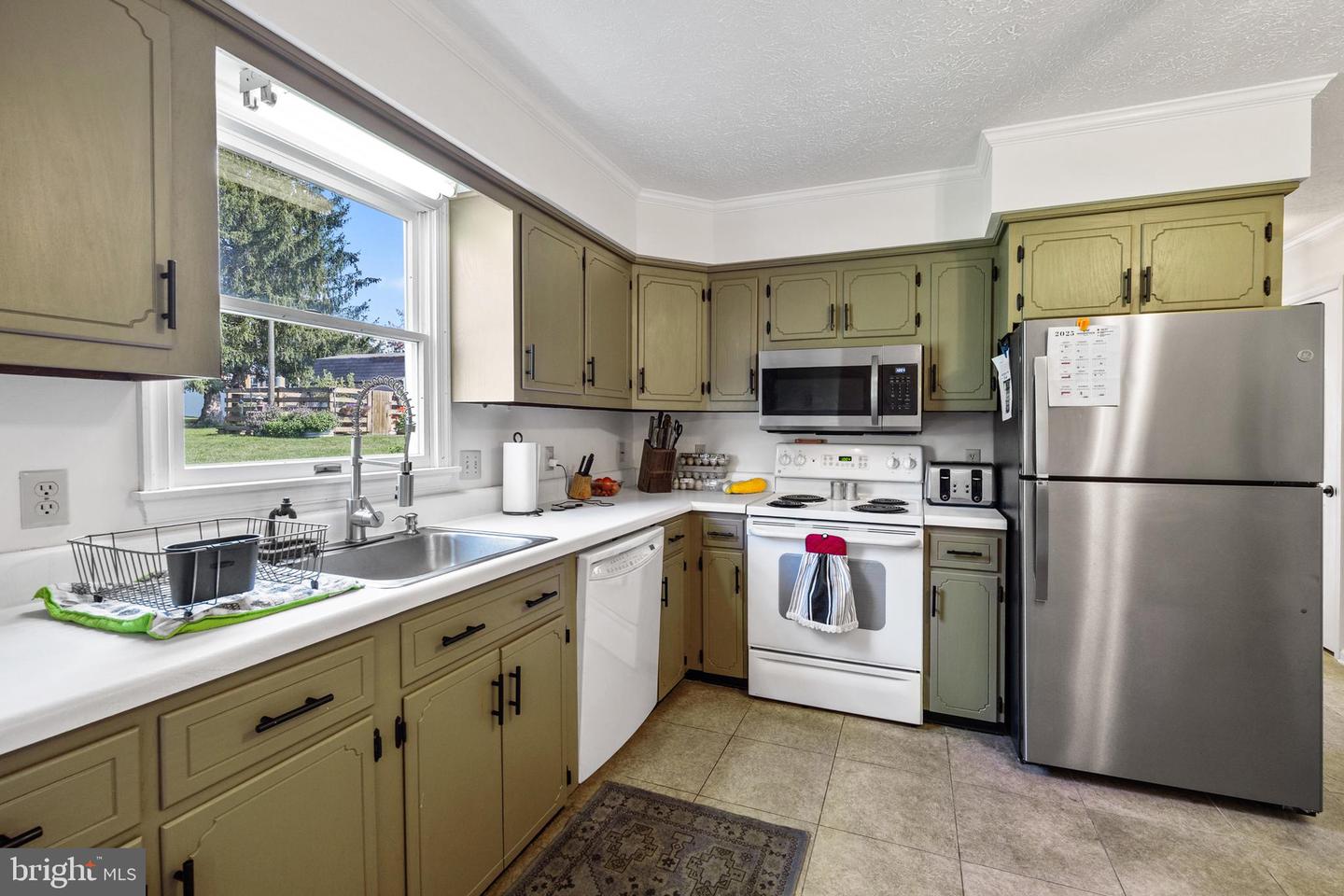714 JACKSON ST, WOODSTOCK, Virginia 22664, 3 Bedrooms Bedrooms, ,2 BathroomsBathrooms,Residential,For sale,714 JACKSON ST,VASH2012136 MLS # VASH2012136