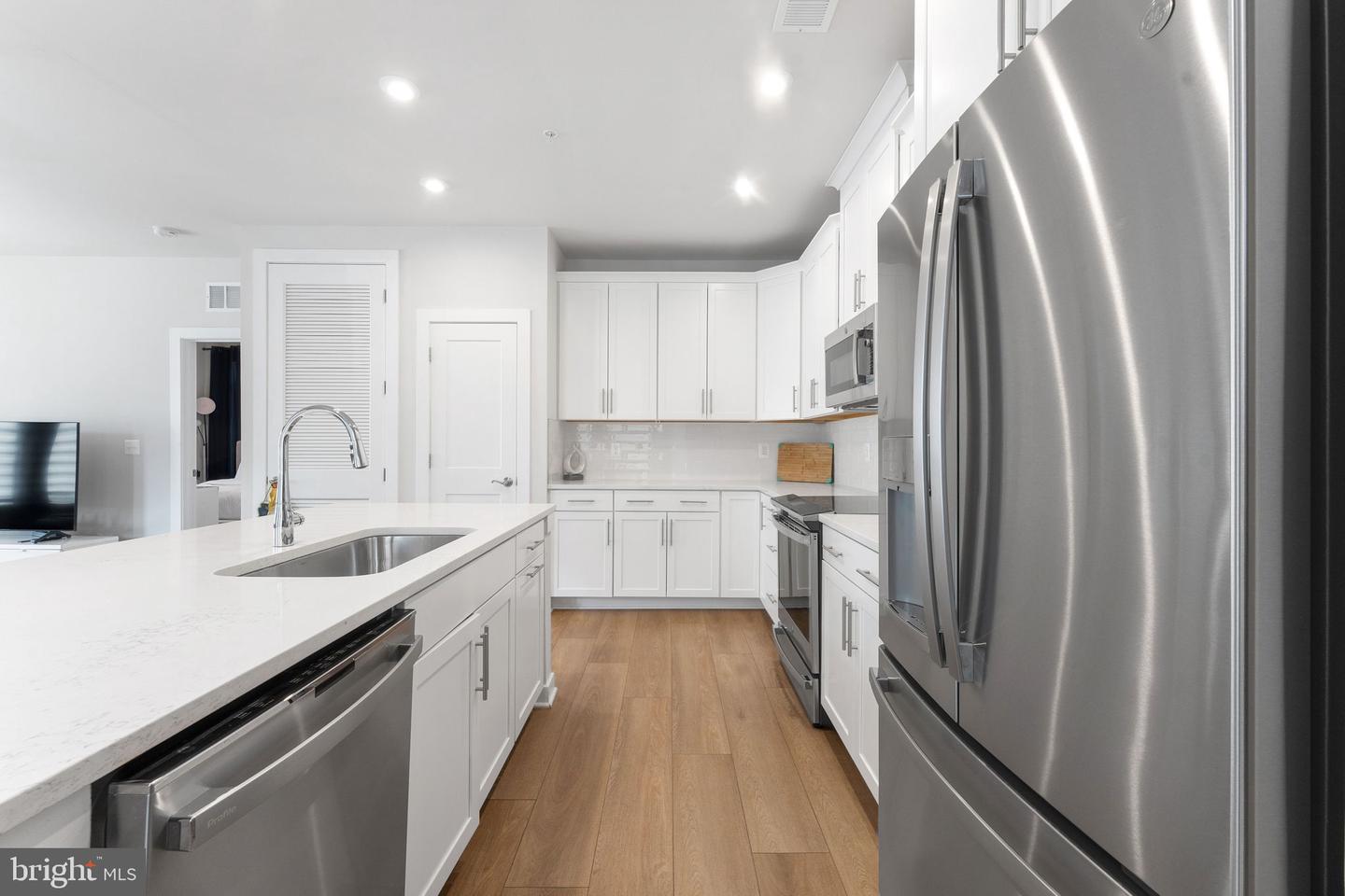 1669 BANDIT LOOP #101A, RESTON, Virginia 20190, 2 Bedrooms Bedrooms, ,2 BathroomsBathrooms,Residential,For sale,1669 BANDIT LOOP #101A,VAFX2258670 MLS # VAFX2258670