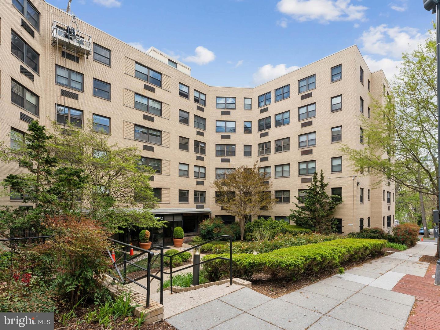 1801 CLYDESDALE PL NW #201, WASHINGTON, District Of Columbia 20009, 1 Bedroom Bedrooms, ,1 BathroomBathrooms,Residential,For sale,1801 CLYDESDALE PL NW #201,DCDC2213136 MLS # DCDC2213136