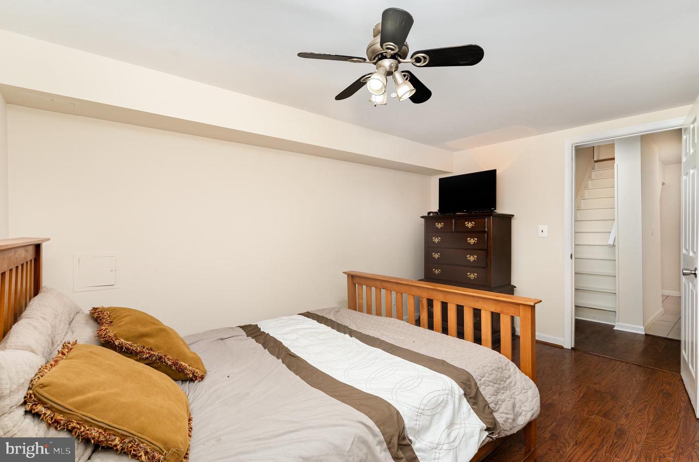 2036 COAST GUARD DR, STAFFORD, Virginia 22554, 4 Bedrooms Bedrooms, 15 Rooms Rooms,3 BathroomsBathrooms,Residential,For sale,2036 COAST GUARD DR,VAST2041320 MLS # VAST2041320