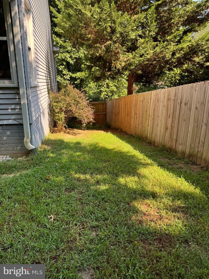 2036 COAST GUARD DR, STAFFORD, Virginia 22554, 4 Bedrooms Bedrooms, 15 Rooms Rooms,3 BathroomsBathrooms,Residential,For sale,2036 COAST GUARD DR,VAST2041320 MLS # VAST2041320